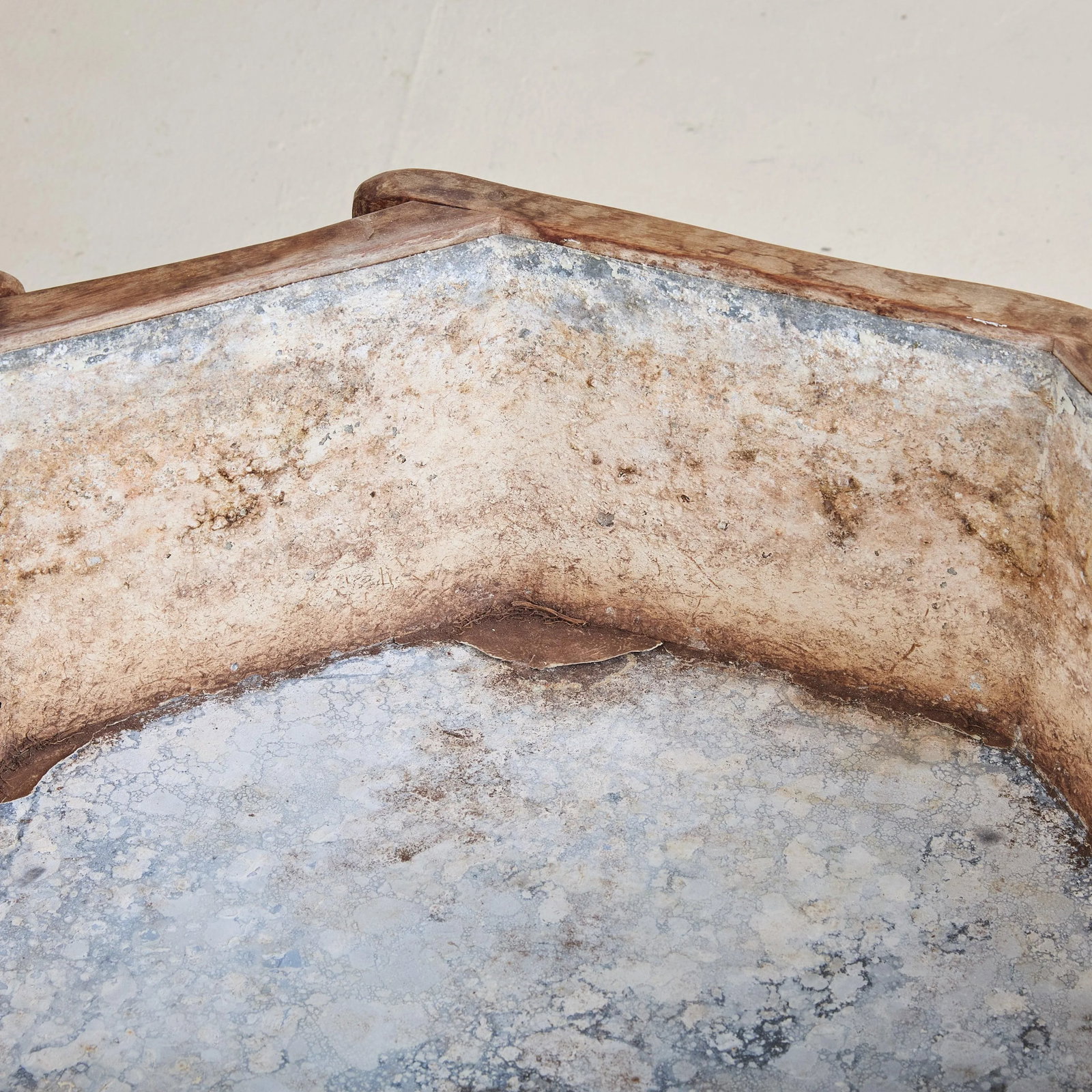 French Wooden Planter with Iron Handles in the Style of Guillerme et Chambron - 2
