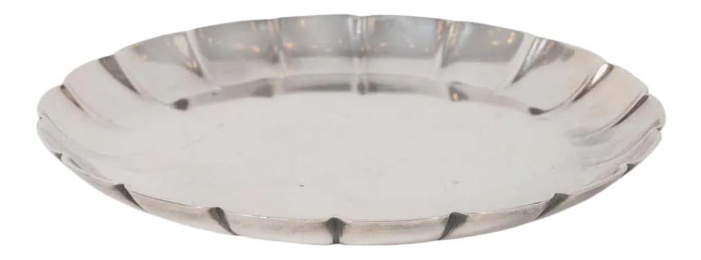 Art Deco Sterling Silver Scalloped Decorative Dish Signed by Tiffany & Co.: This elegant Art Deco sterling silver dish was realized by the esteemed American maker Tiffany & Co., circa 1920. It features a round body with raised and scalloped sides, separated by ridges in