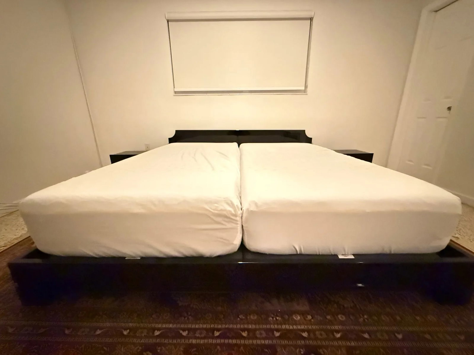 Roche Bobois 1980's Black Lacquered Pekino Bed - 4