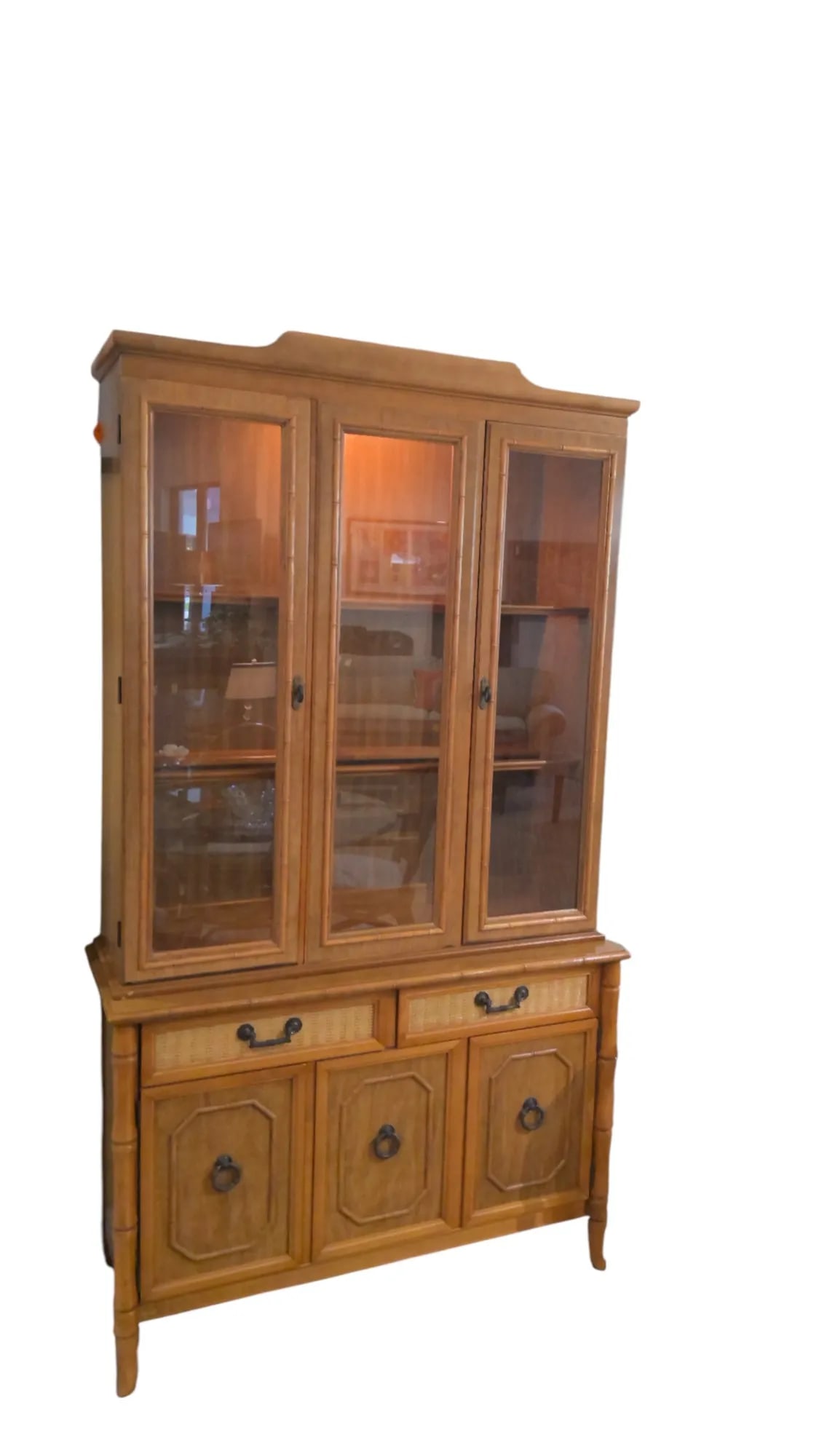 Mid 20th Century Broyhill Faux Bamboo China Cabinet - 11