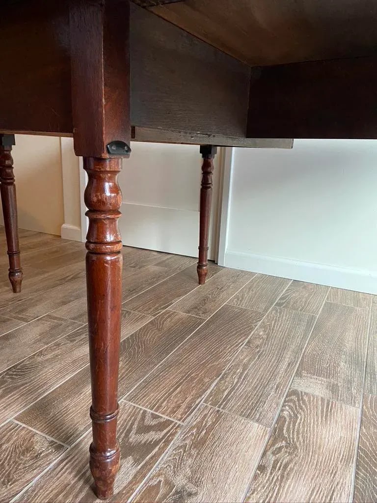 Antique English Edwardian Mahogany Drop Leaf Table - 9