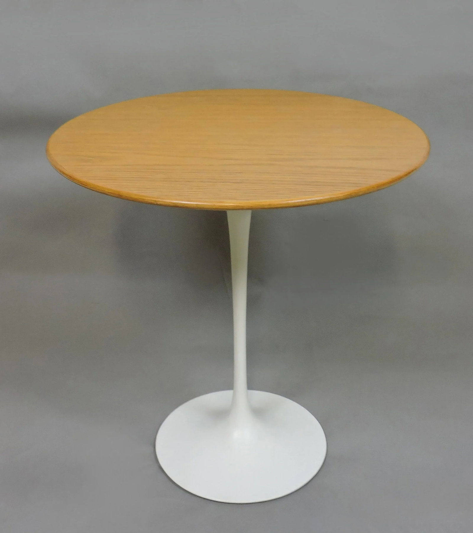 1970s Mid-Century Modern Saarinen for Knoll Oak Tulip Pedestal Side Table - 10