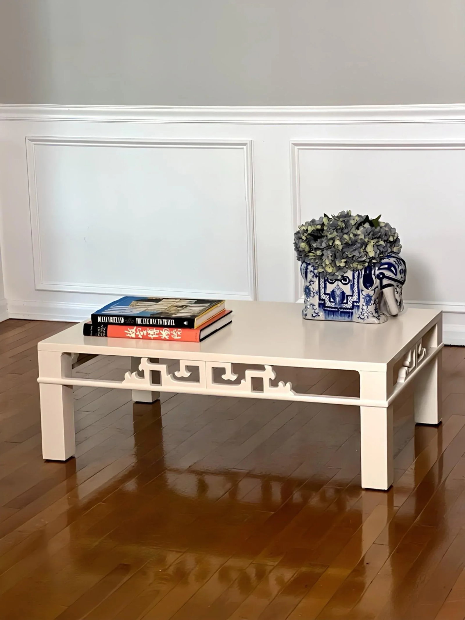 Henredon Chinoiserie White Coffee Table, 1970s - 11