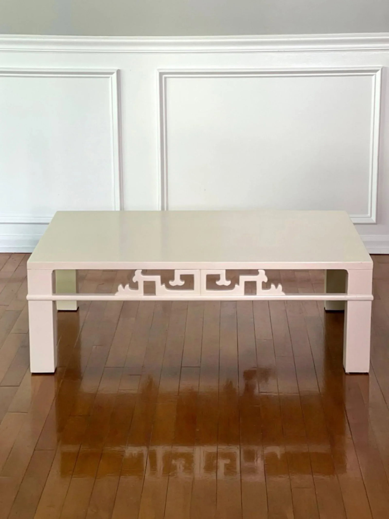 Henredon Chinoiserie White Coffee Table, 1970s - 2