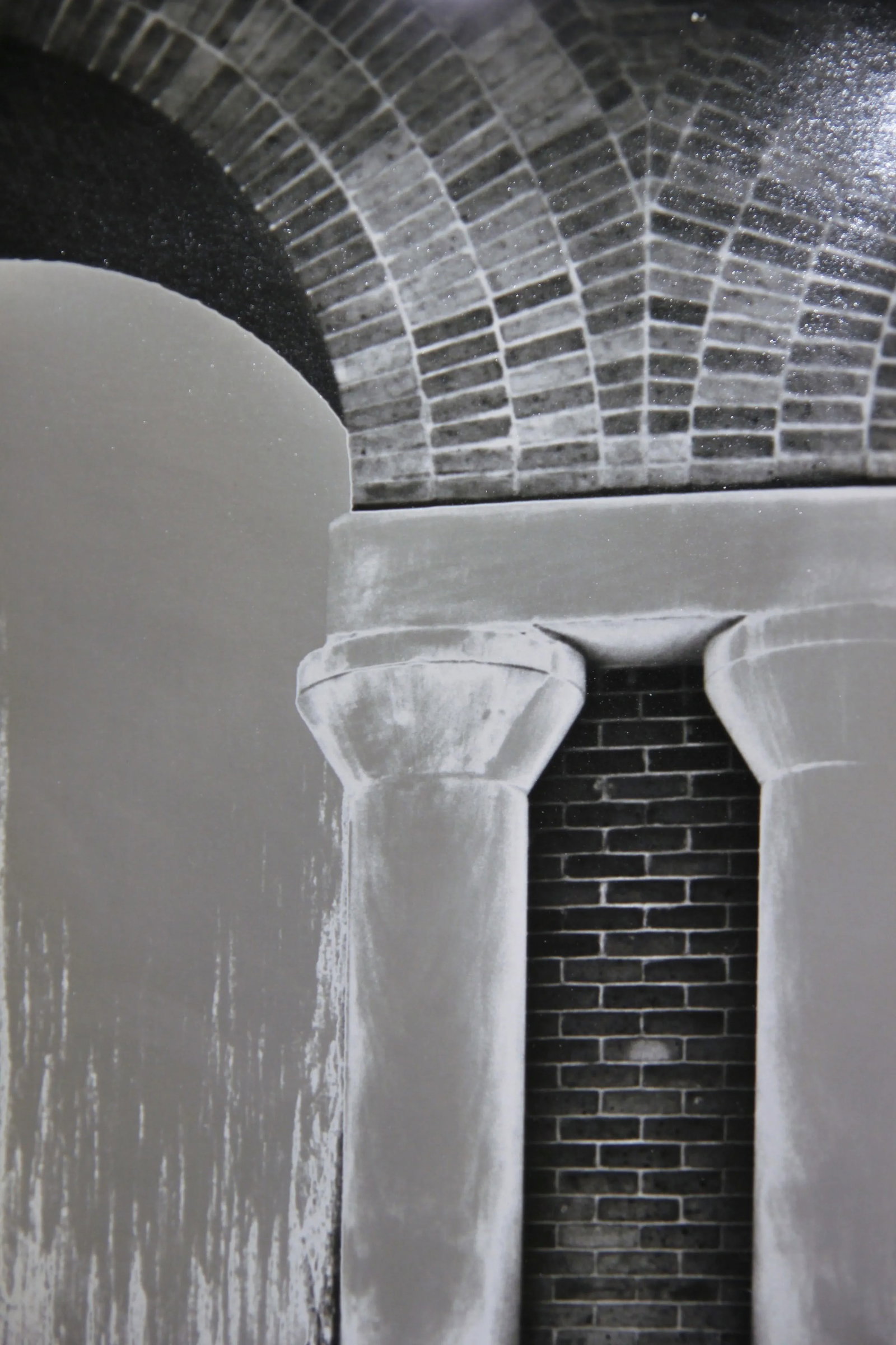 1960s "Waterfall Galleria" Black and White Figurative Architectural Landscape Photography - 3