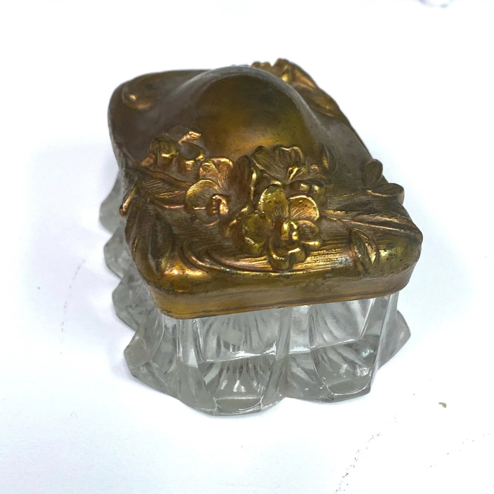 Vintage Art Nuevo Glass and Metal Vanity Box - 3