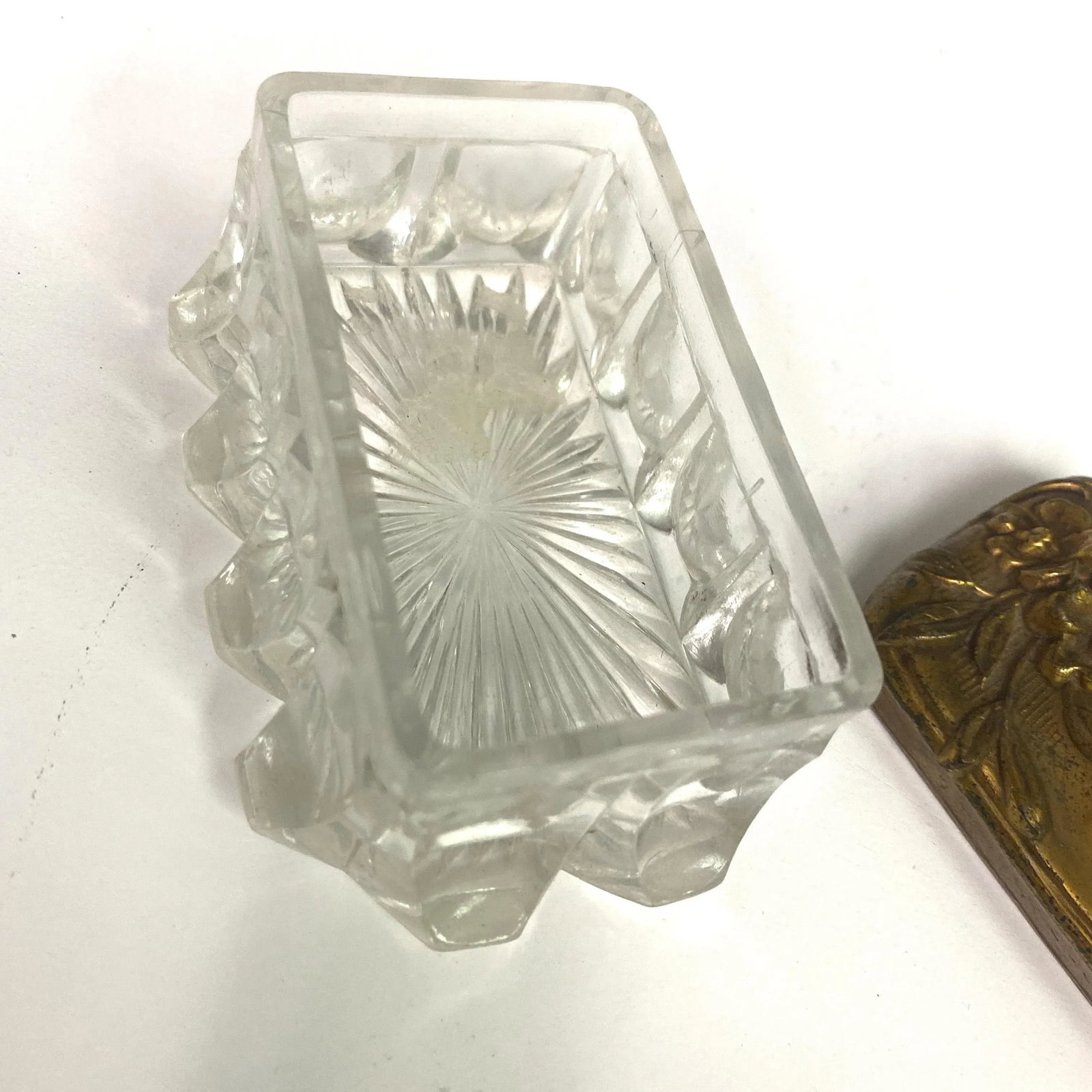 Vintage Art Nuevo Glass and Metal Vanity Box - 5