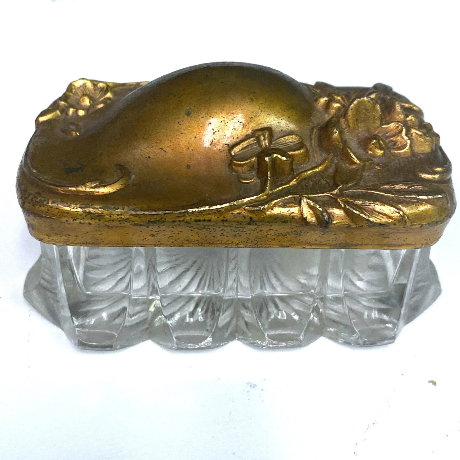 Vintage Art Nuevo Glass and Metal Vanity Box - 9
