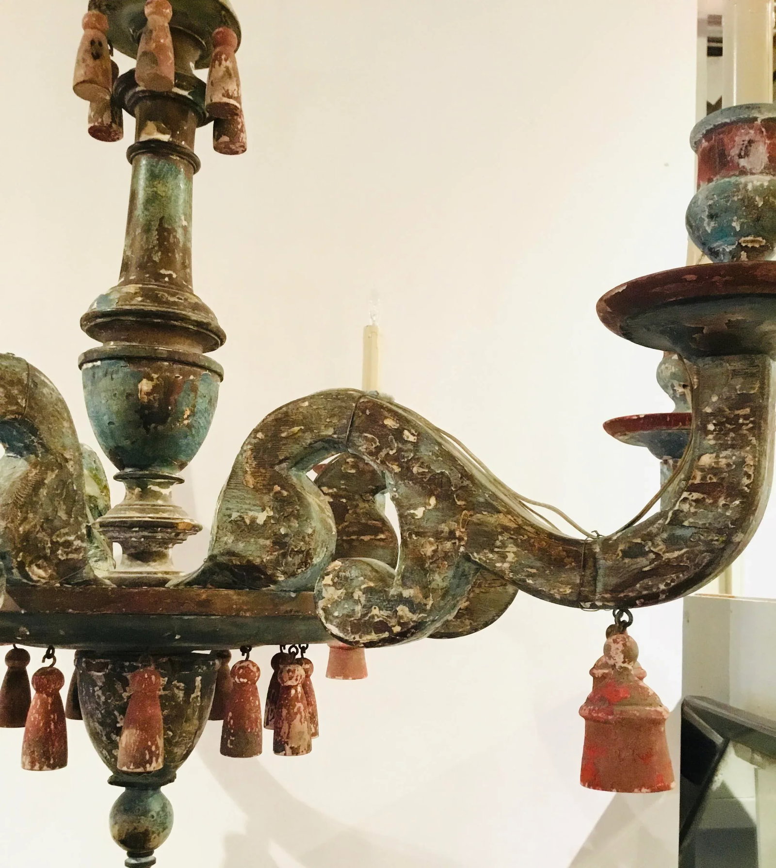Antique Italian Neoclassical Carved Patina Gilt Wood Chandelier - 4