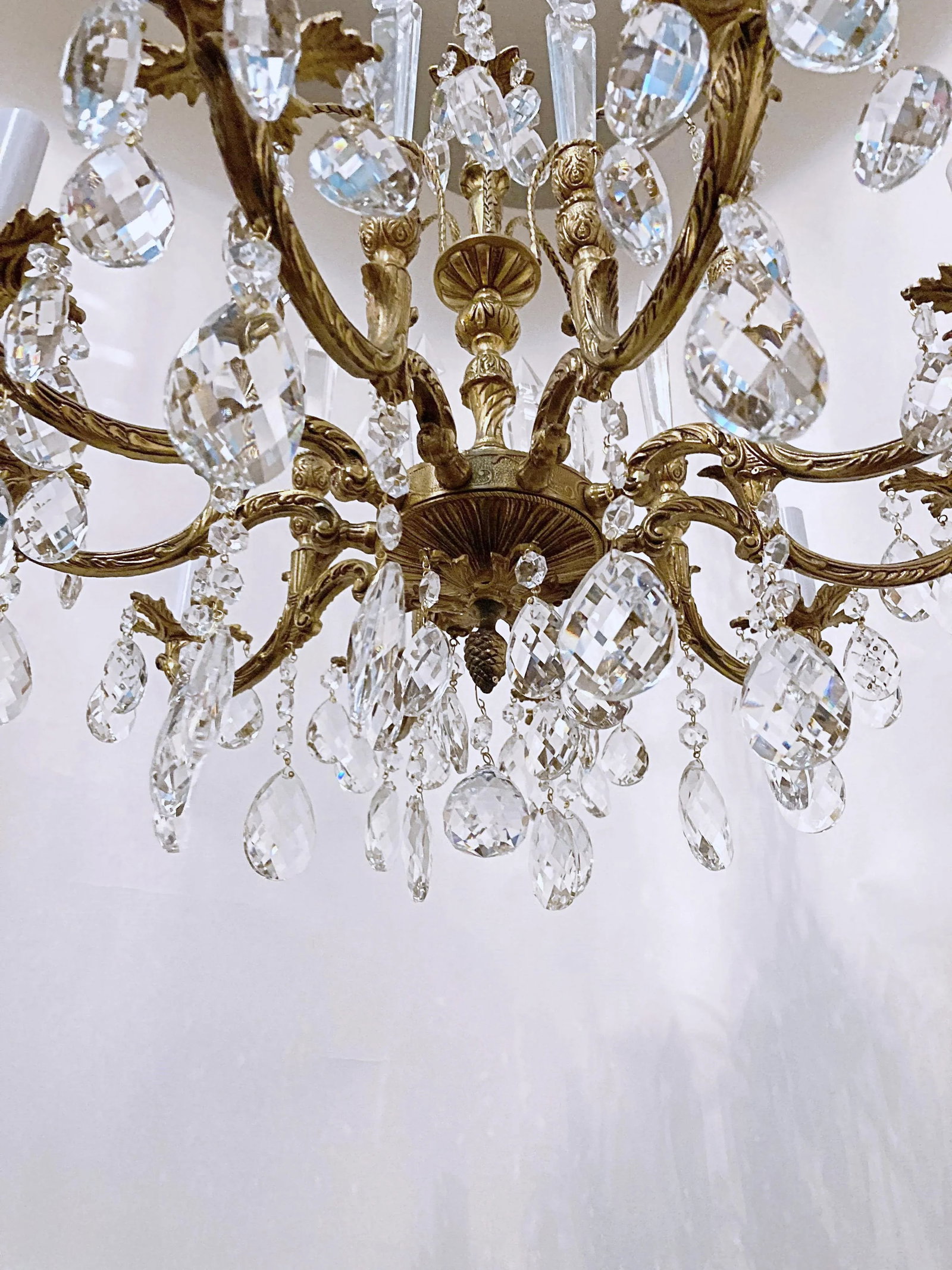 Vintage Early 20th Century Spanish Brass Chandelier With Glass Spears - 3