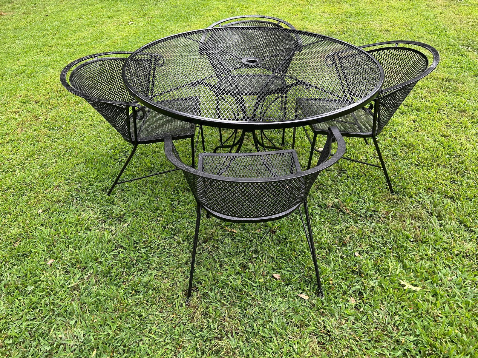 Vintage Wrought Iron Patio Table & 4 Barrel Chairs - 2