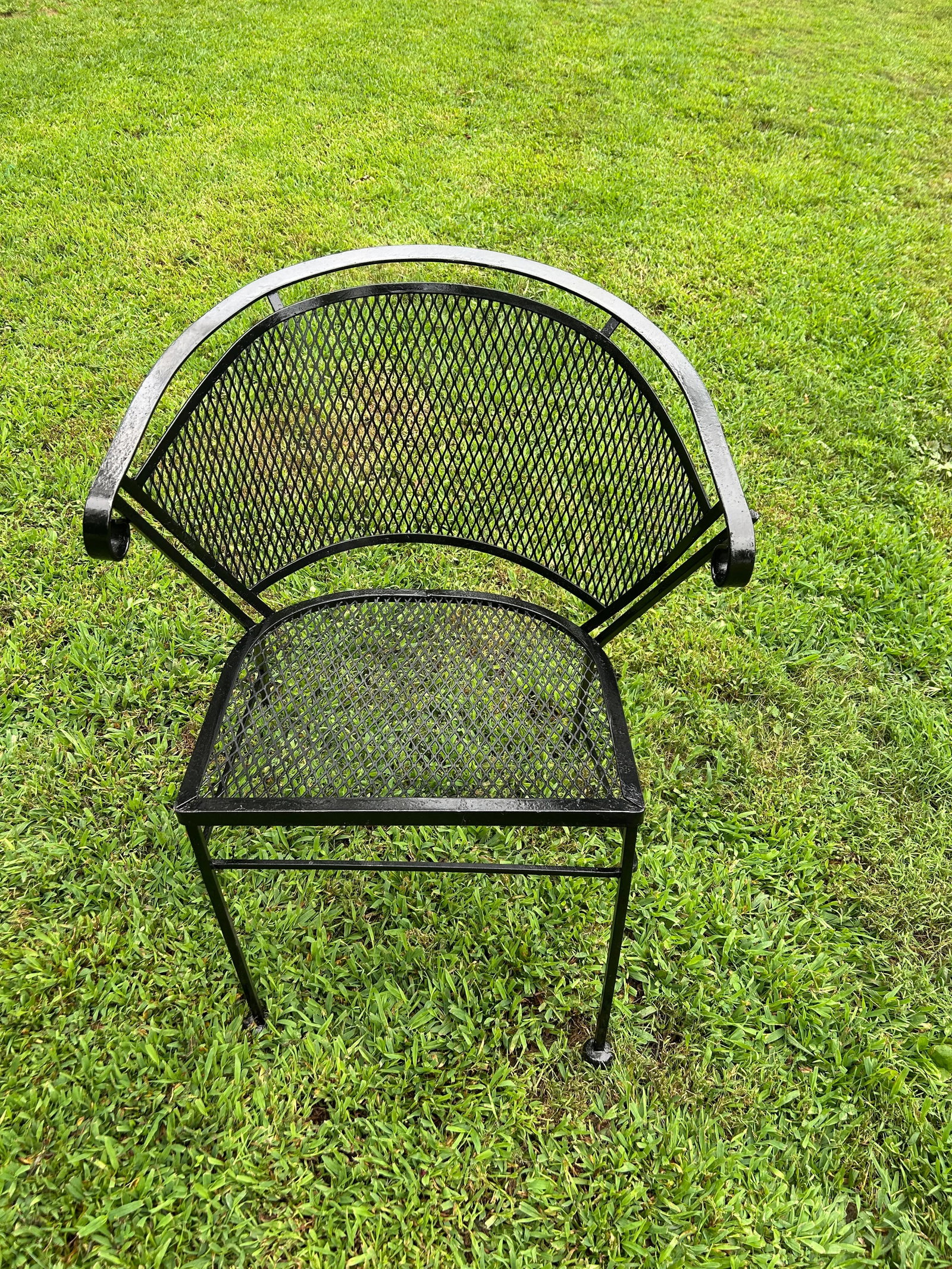 Vintage Wrought Iron Patio Table & 4 Barrel Chairs - 4