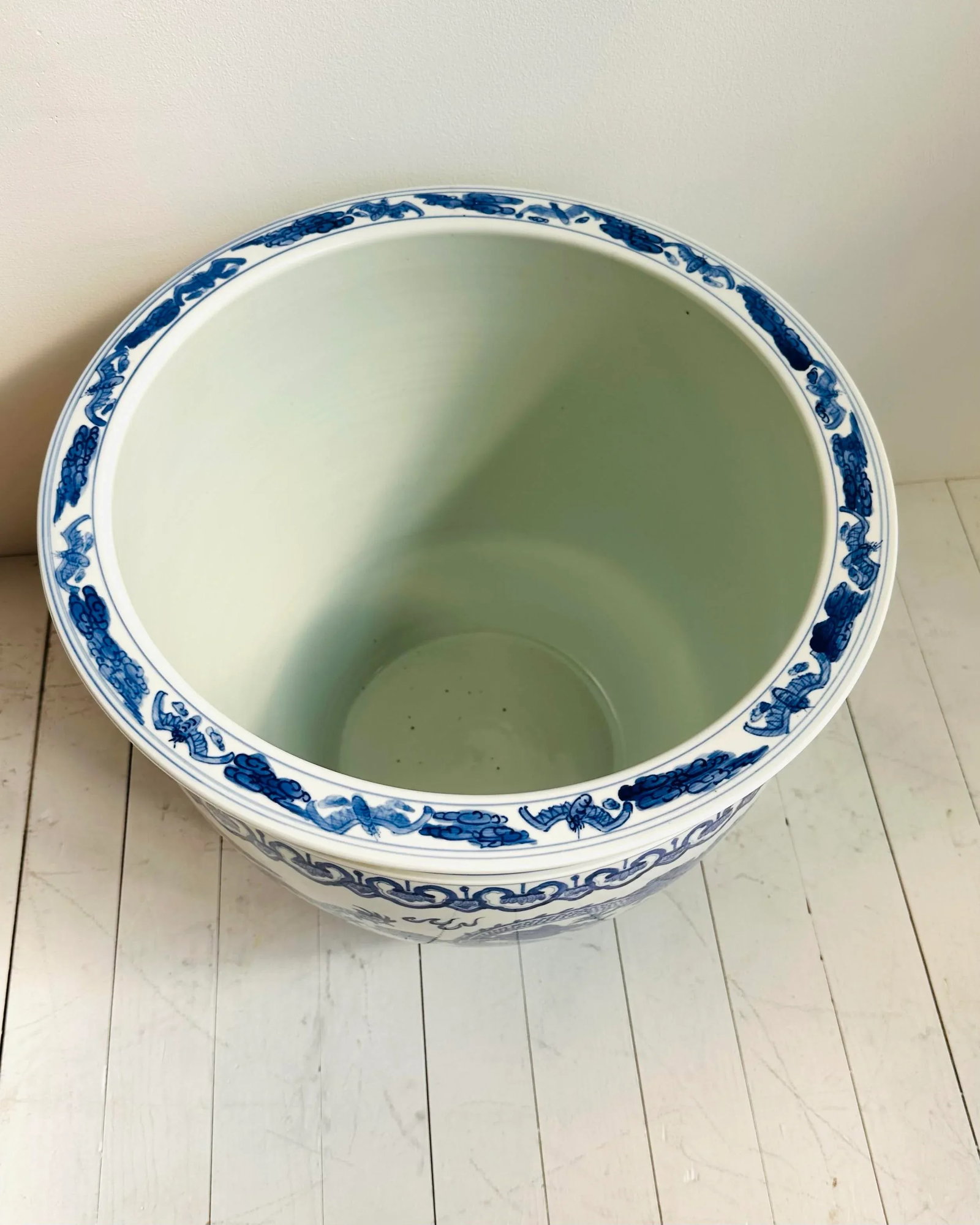 Vintage Blue and White Extra Large Chinese Dragon Chinoiserie Porcelain Fishbowl Jardiniere Planter - 2