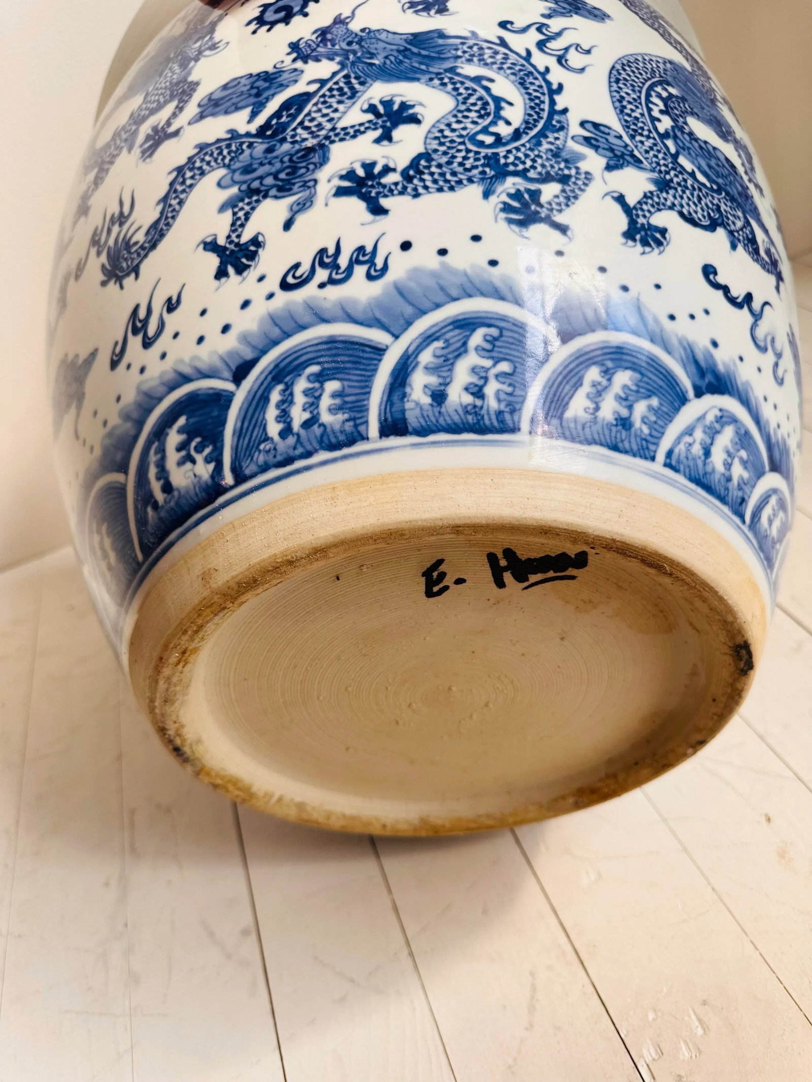 Vintage Blue and White Extra Large Chinese Dragon Chinoiserie Porcelain Fishbowl Jardiniere Planter - 5