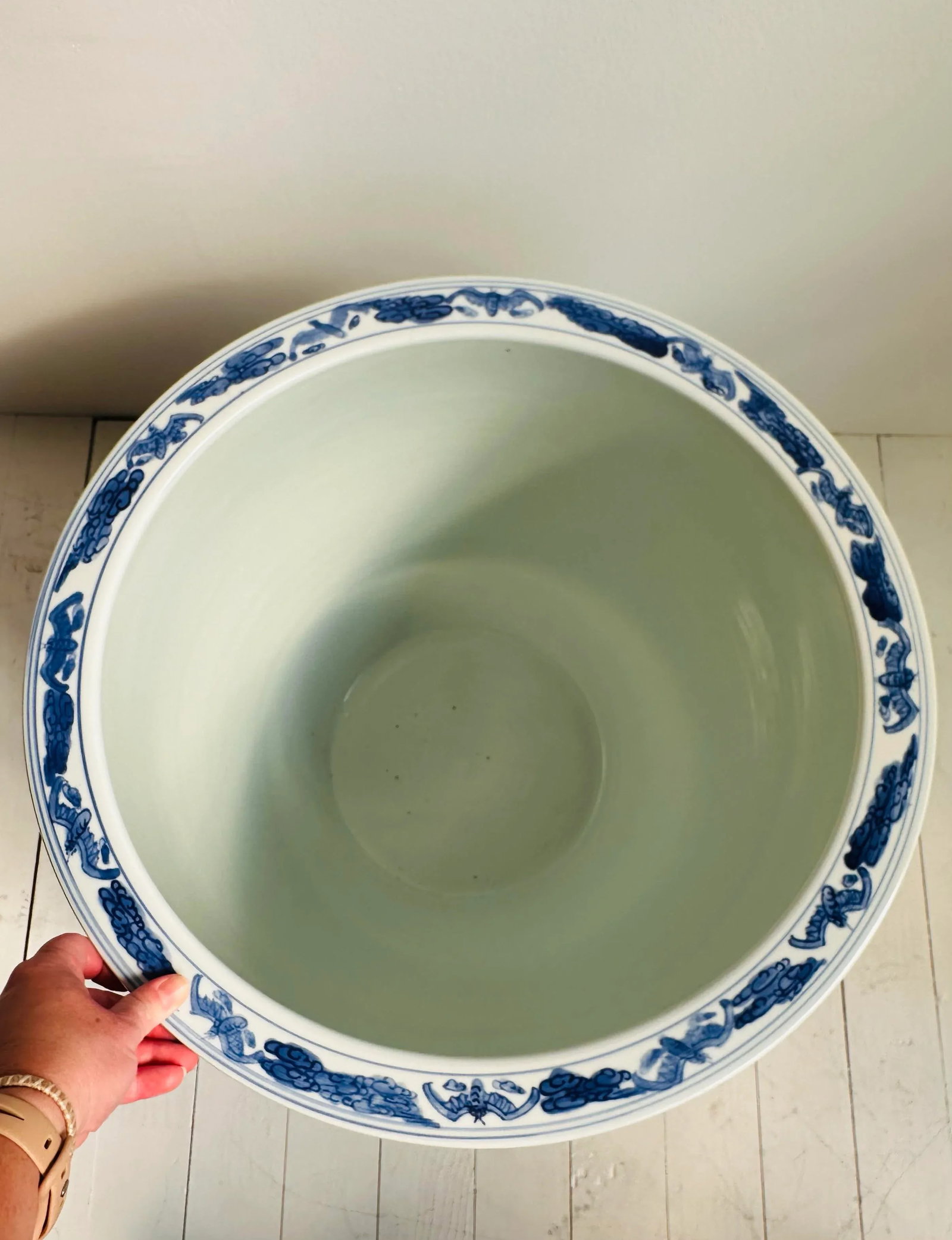 Vintage Blue and White Extra Large Chinese Dragon Chinoiserie Porcelain Fishbowl Jardiniere Planter - 7