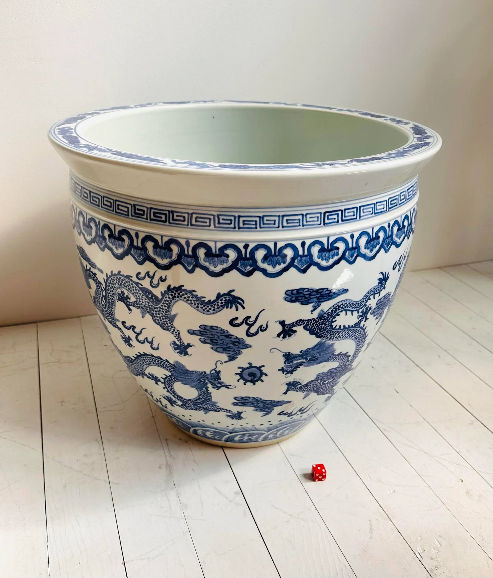 Vintage Blue and White Extra Large Chinese Dragon Chinoiserie Porcelain Fishbowl Jardiniere Planter - 8