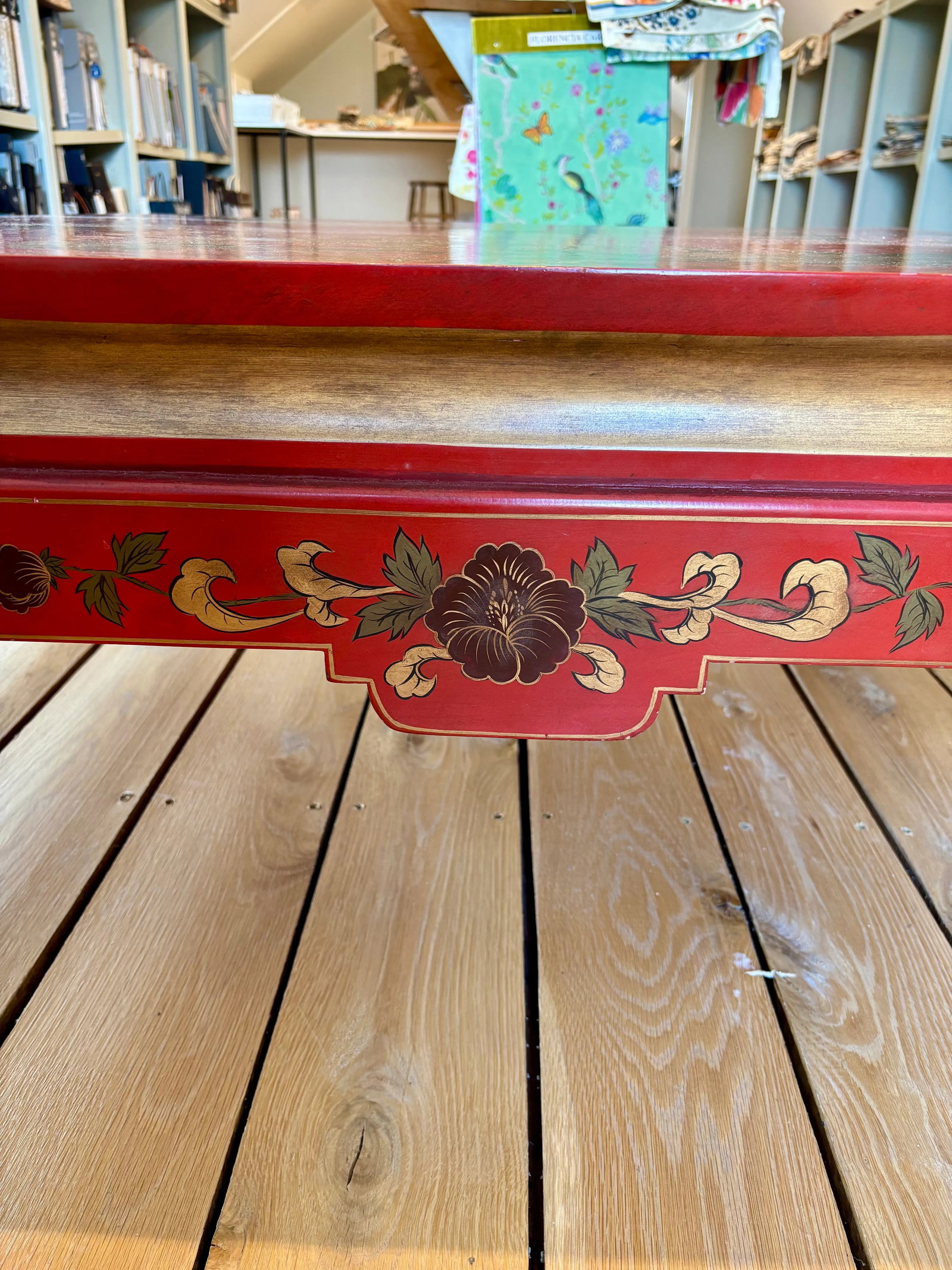 Vintage Chinoiserie Red Coffee Table - 3