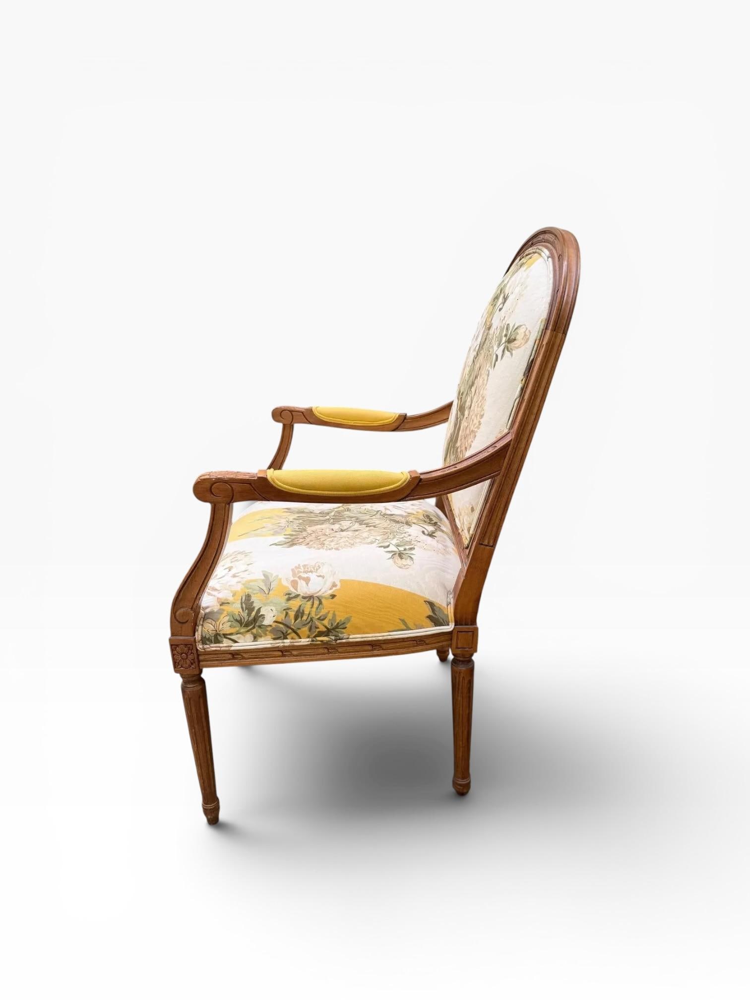 1990s Ethan Allen French Provincial Louis XV Style Armchair With Floral Upholstery - 9