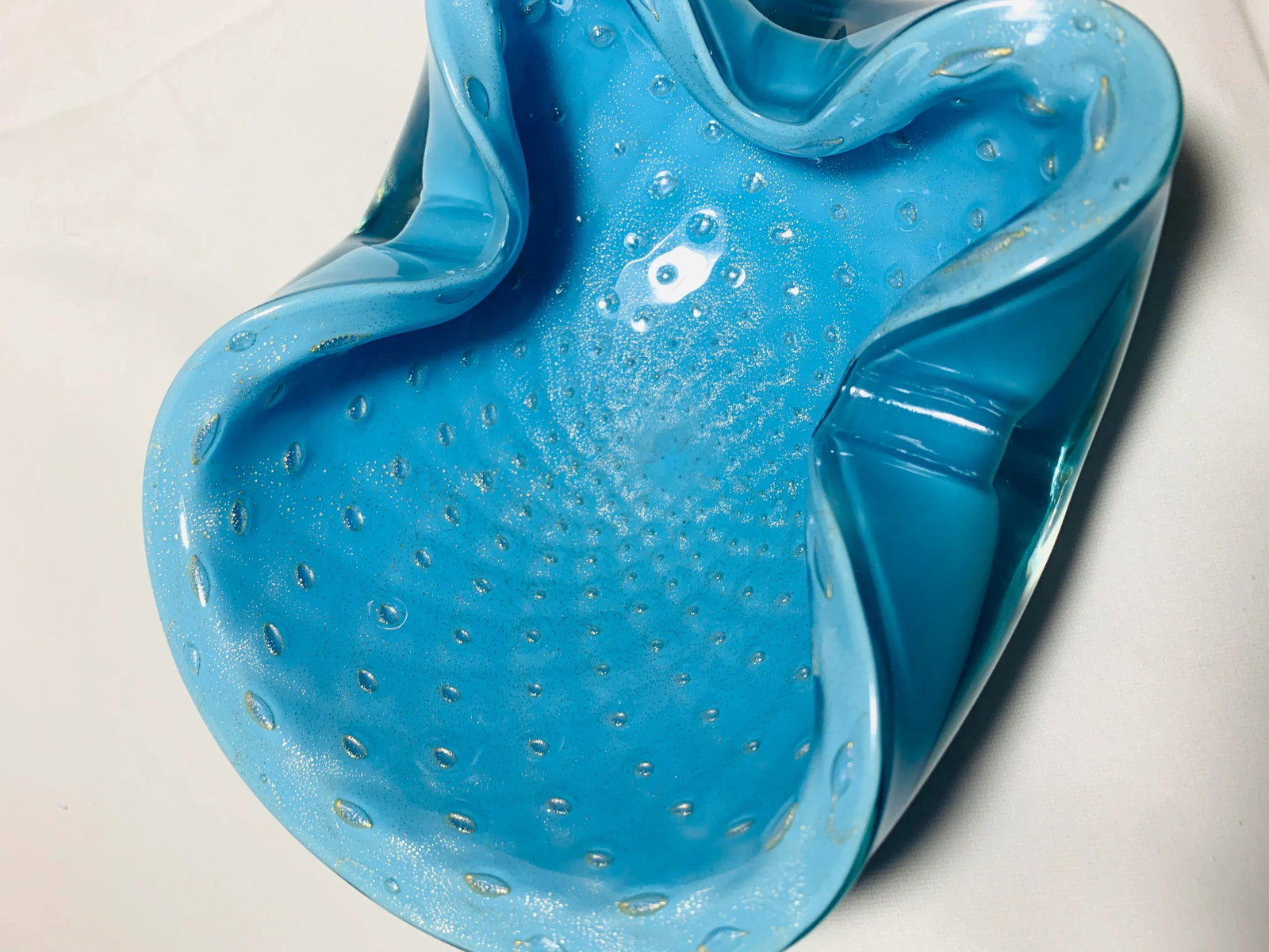 1950s Vintage Alfredo Barbini Murano Bullicante Turquoise Blue and Gold Fleck Cased Art Glass Bowl - 8
