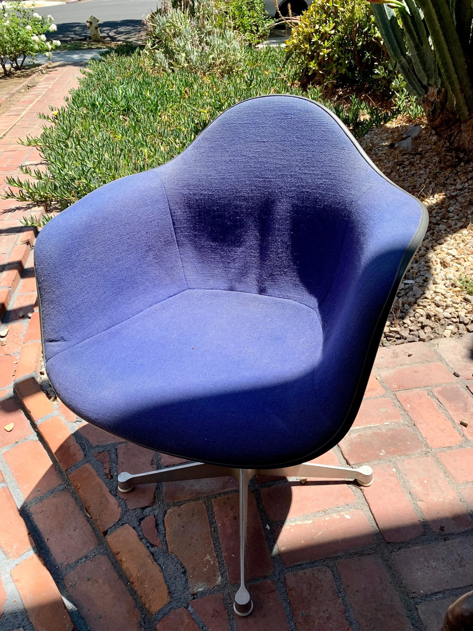 1970s Eames for Herman Miller Fiberglass Shell Chair - 4