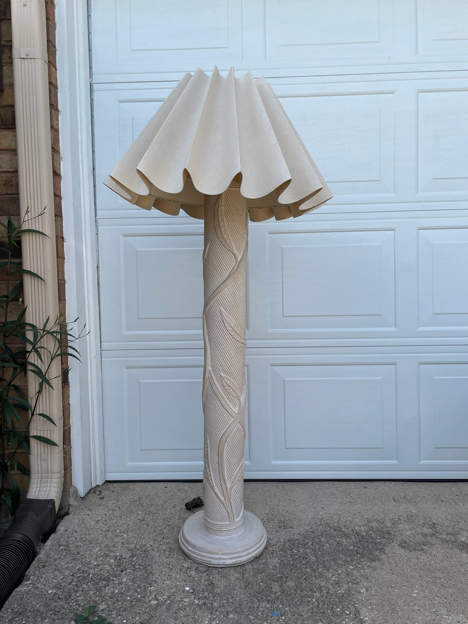 Signed Plaster Banana Leaf Floor Lamp - 8