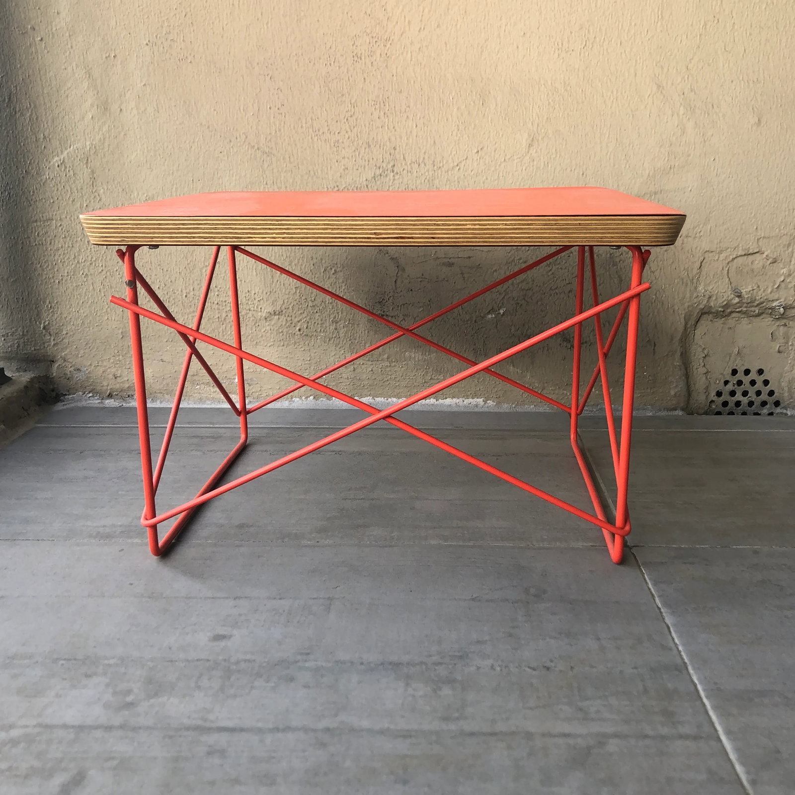 Eames Ltr Mid-Century Modern Red Wire Base Table - 7