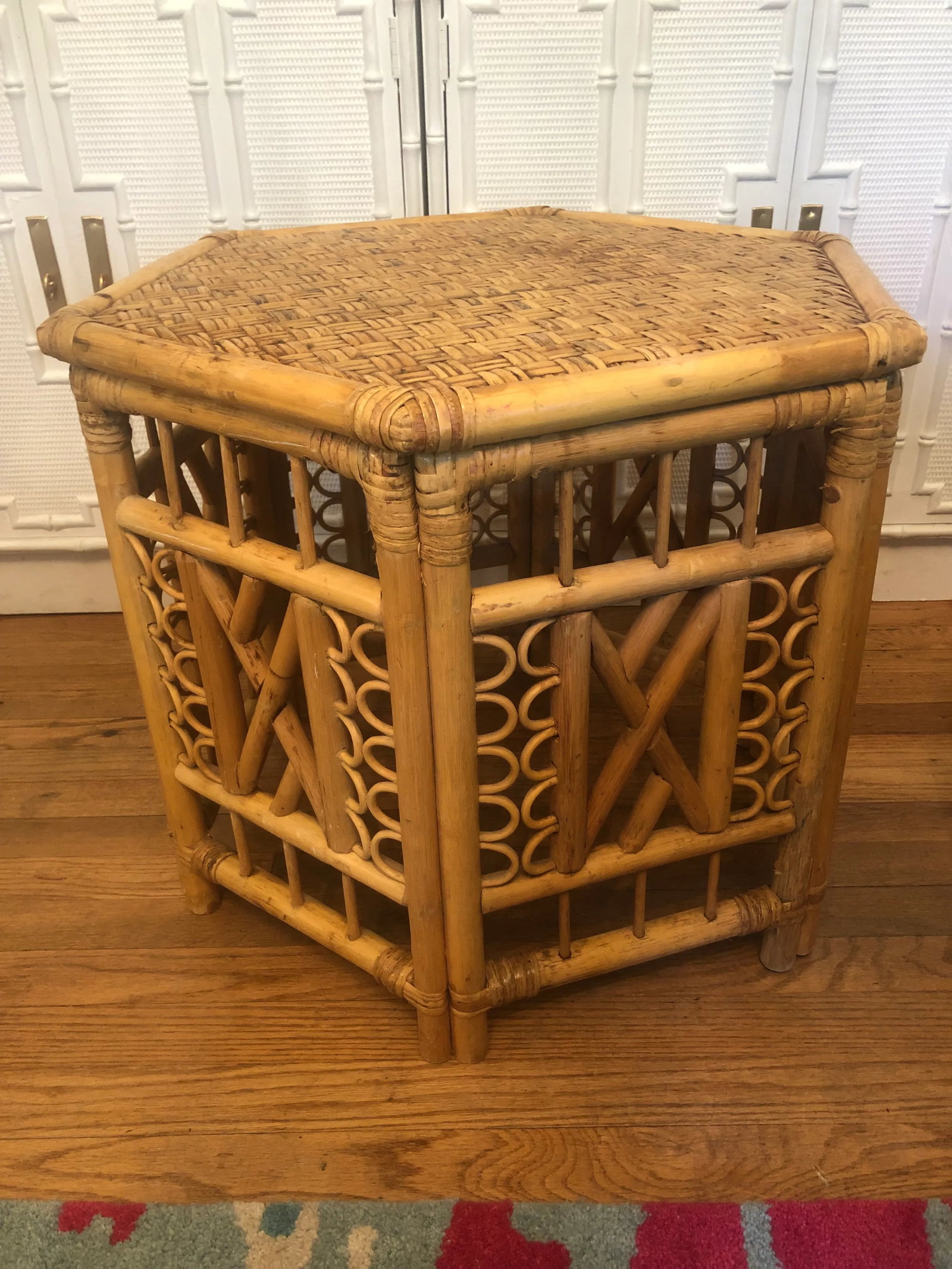 1970s Brighton Pavilion Rattan Side Table - 4