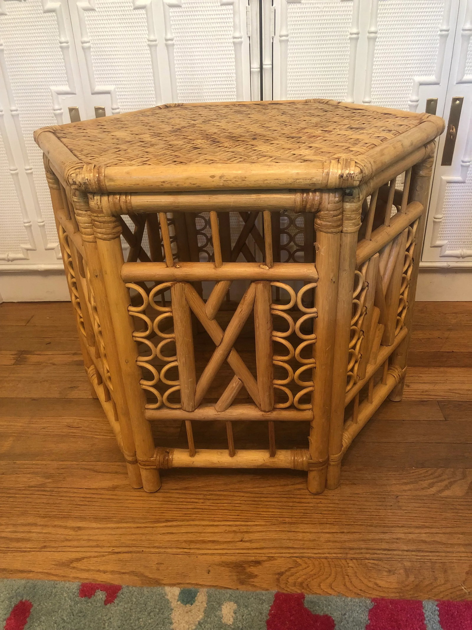1970s Brighton Pavilion Rattan Side Table - 7