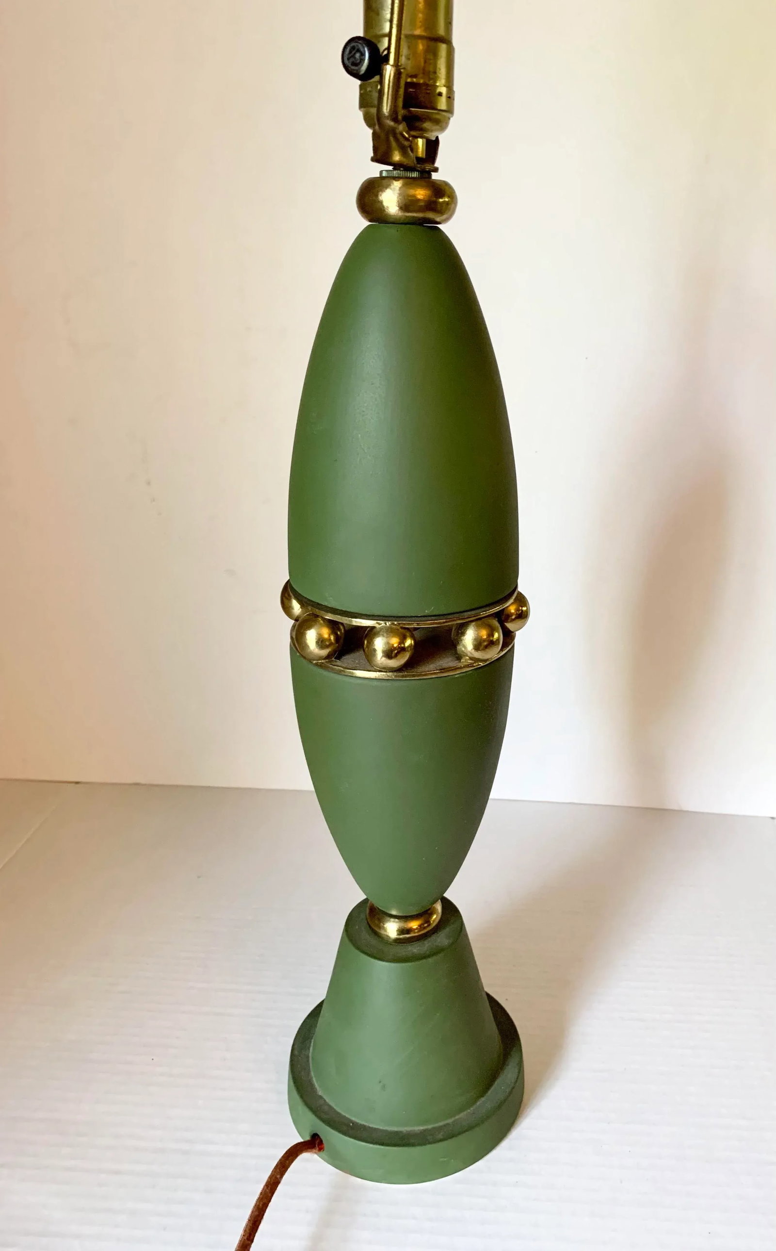 1950's Mid-Century Modern Green and Gold Atomic Ceramic Lamp - 7