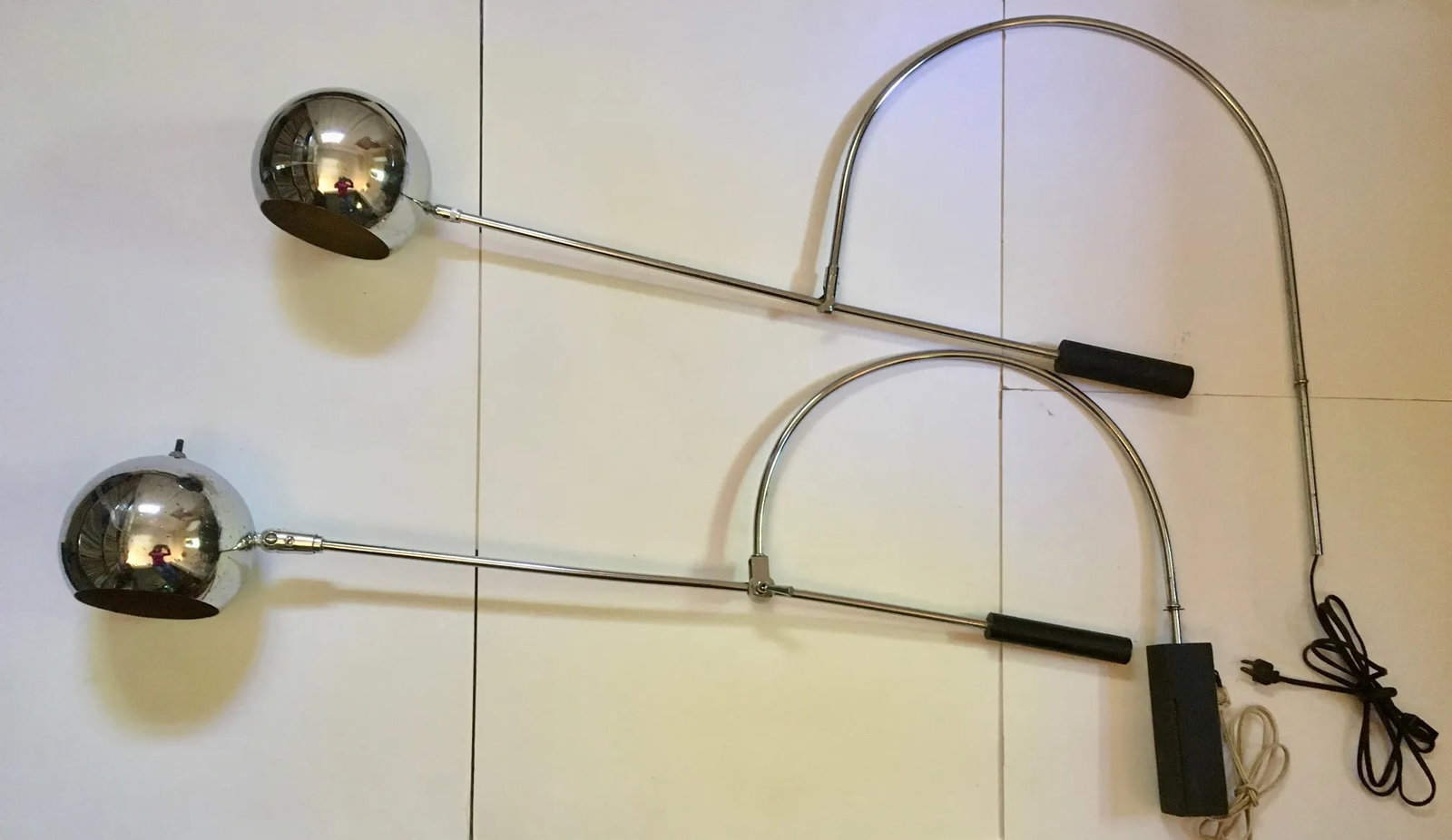 1970s Sonneman Orbiter Original Mid Century Modern Chrome Wall Lamps, Unmarked - a Pair - 11