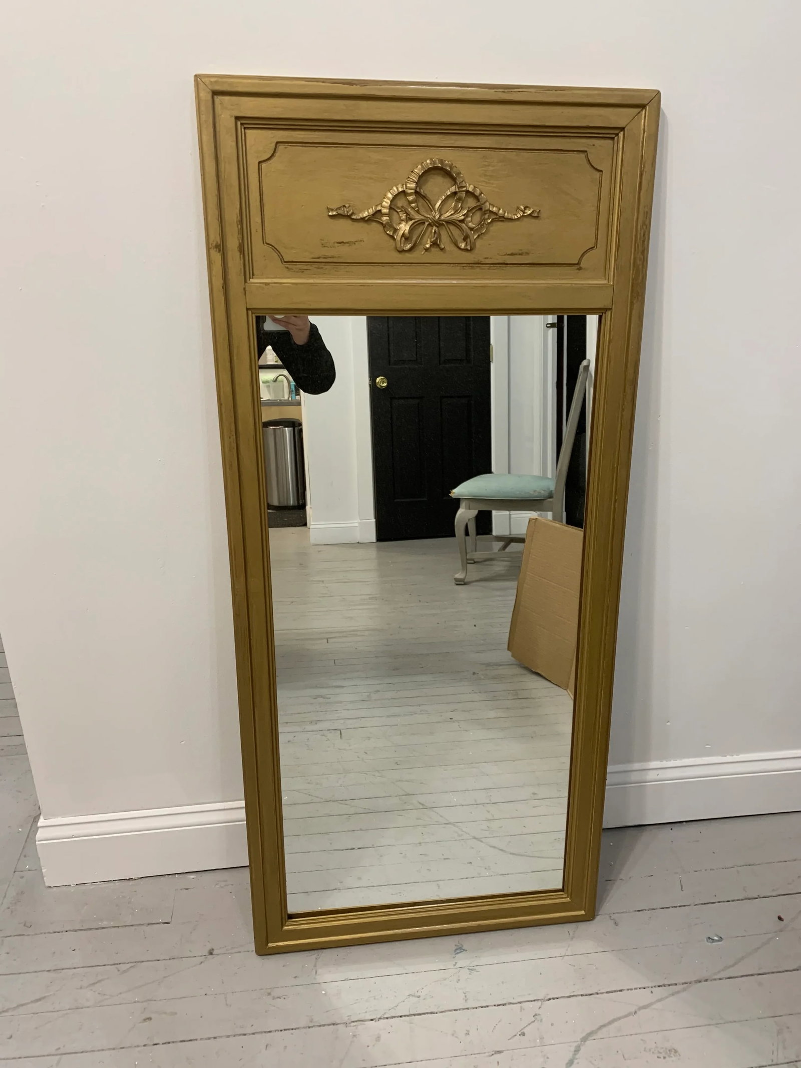 Vintage 1960s Classic Adams Style Mirror - 6