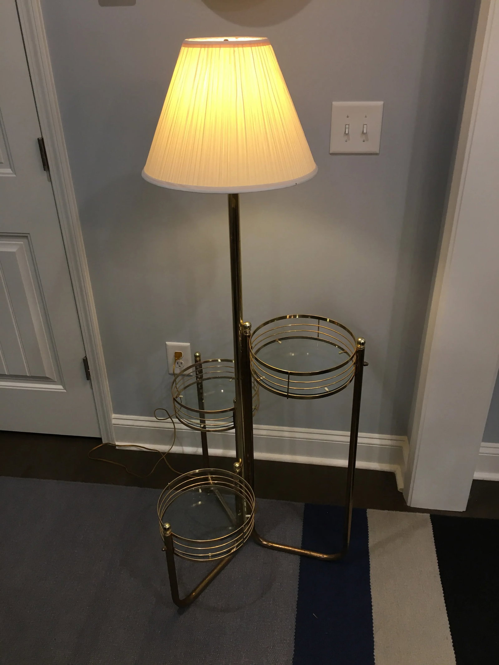 Vintage 1980s Brass & Glass Three Tier Plant Stand / Floor Lamp - 2