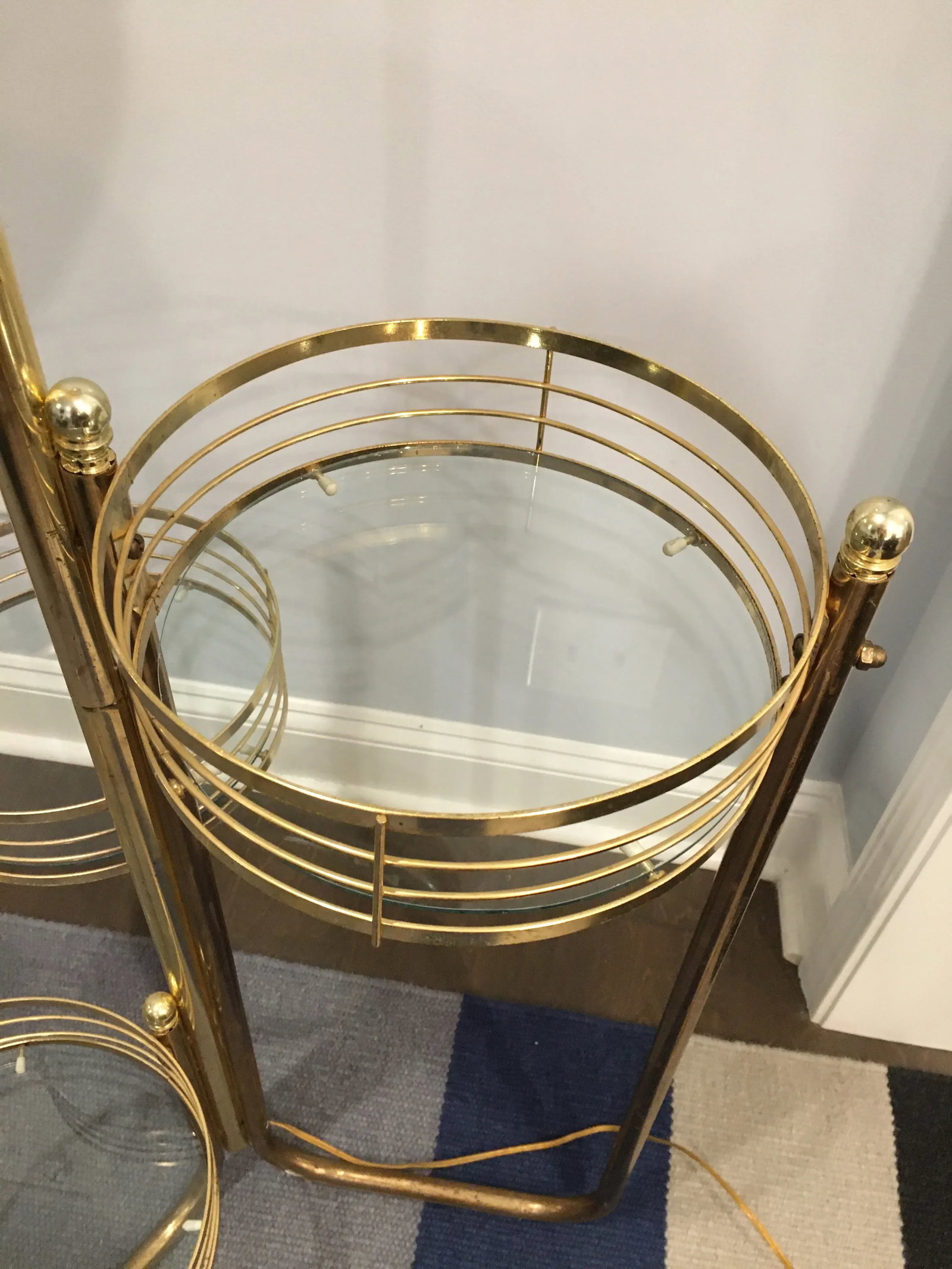 Vintage 1980s Brass & Glass Three Tier Plant Stand / Floor Lamp - 4