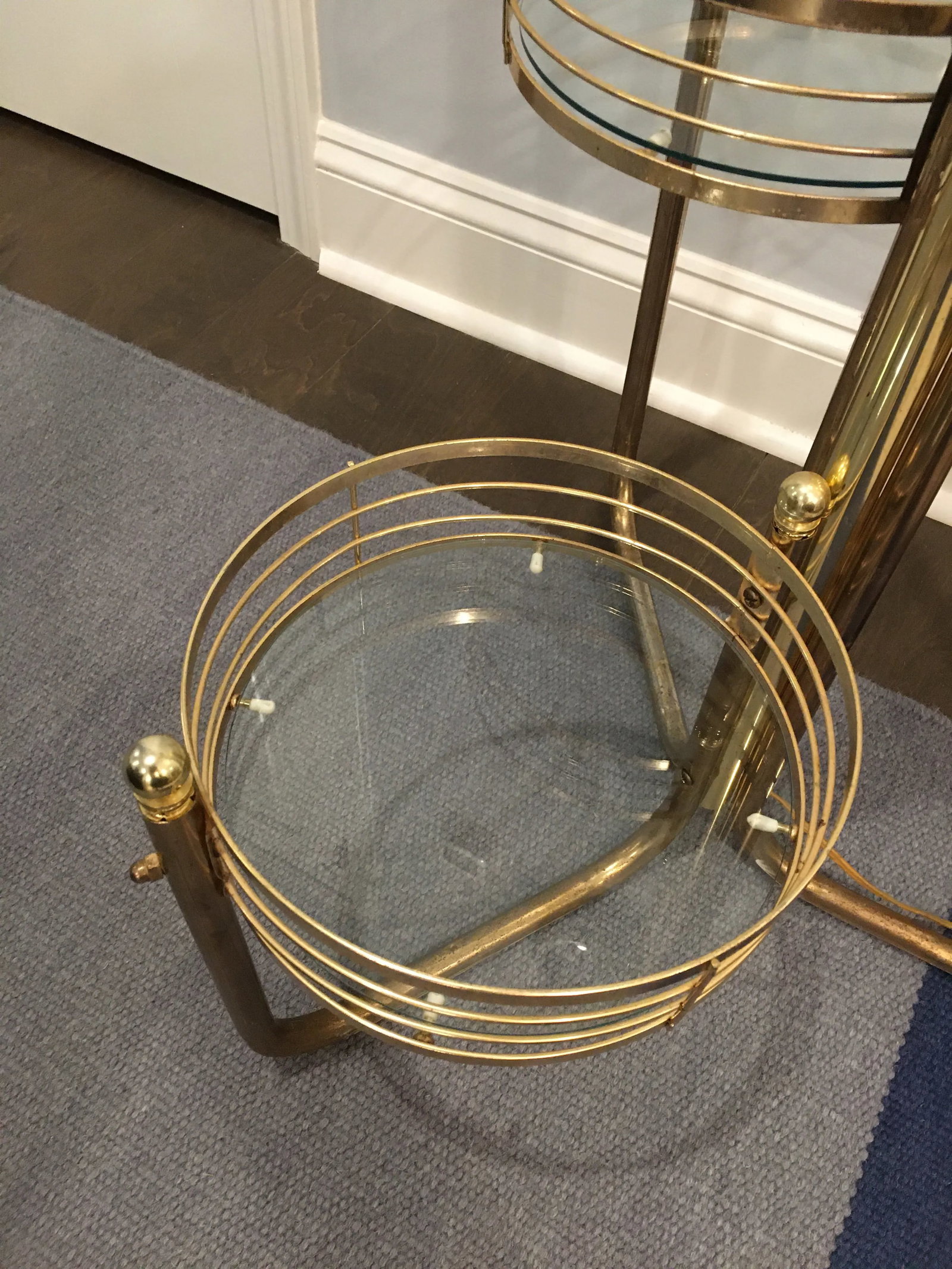 Vintage 1980s Brass & Glass Three Tier Plant Stand / Floor Lamp - 5