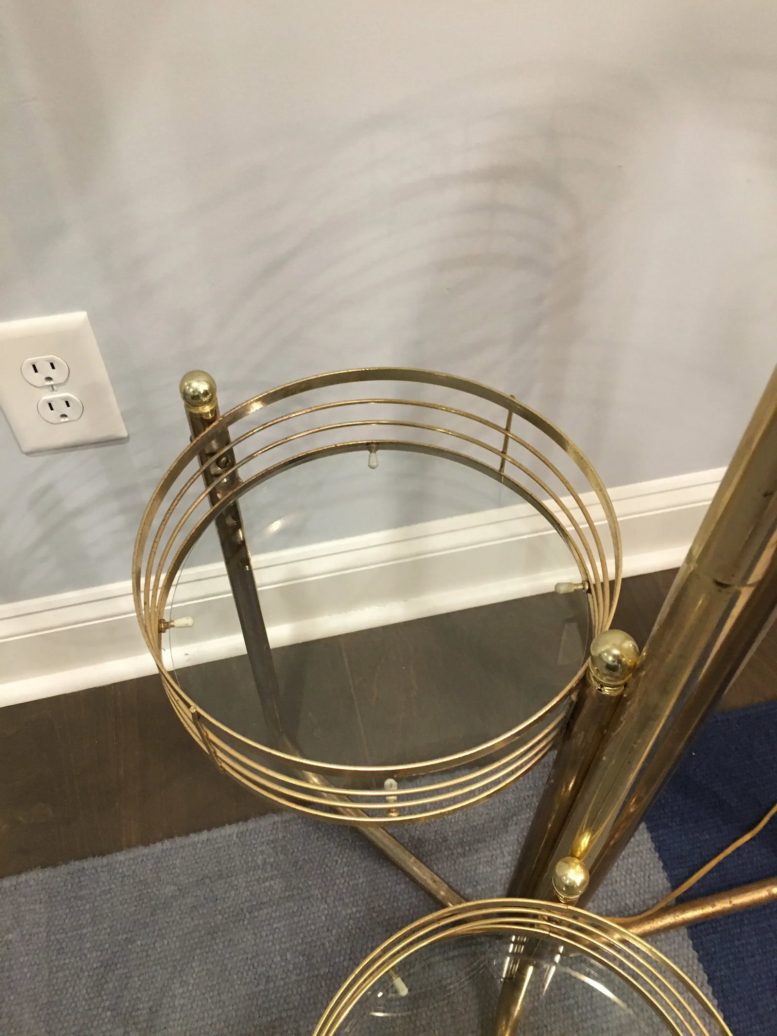 Vintage 1980s Brass & Glass Three Tier Plant Stand / Floor Lamp - 6