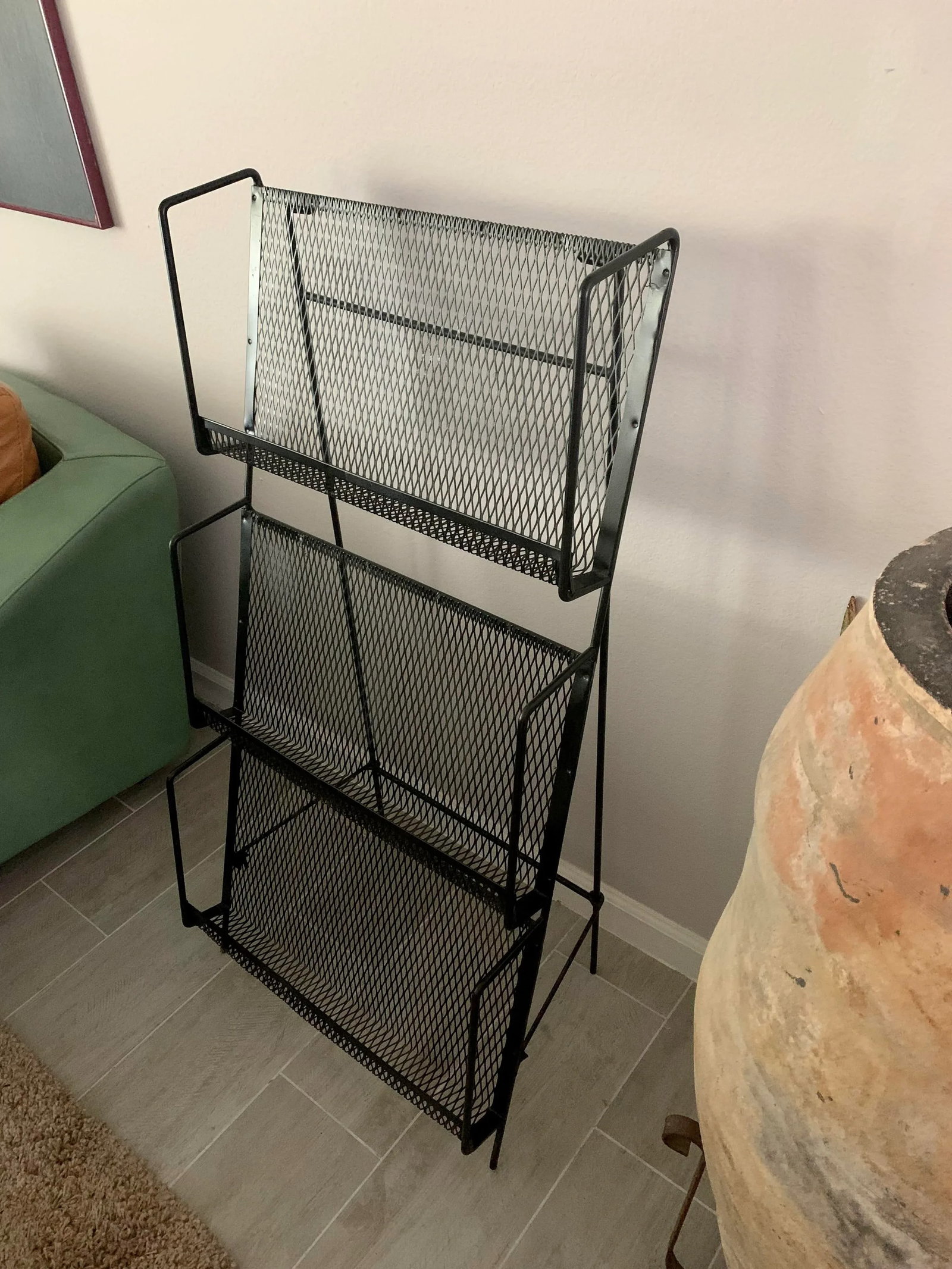 Mid Century Modern Folding Iron Magazine Rack - Atomic Modernist Metal Design - 12