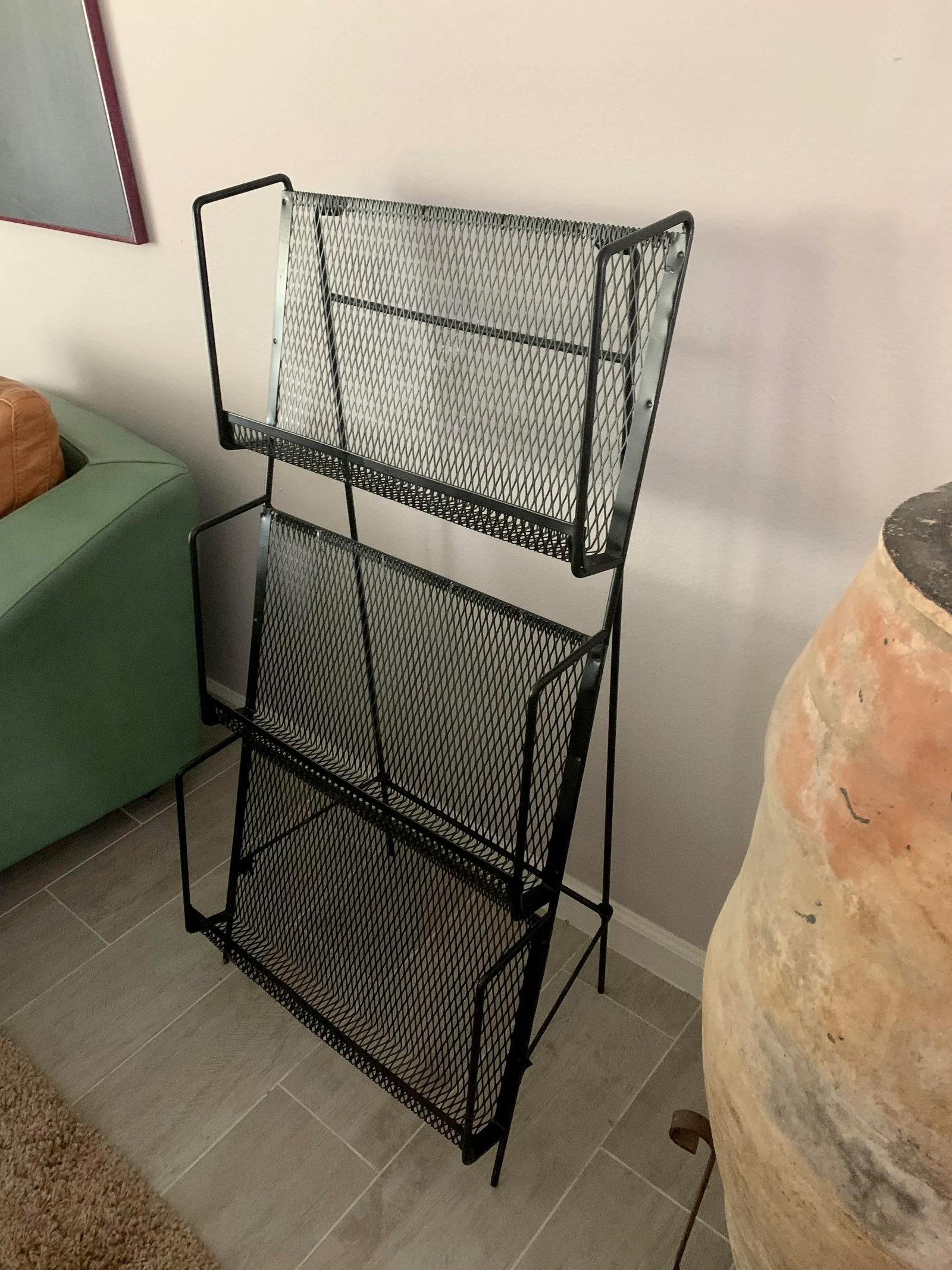 Mid Century Modern Folding Iron Magazine Rack - Atomic Modernist Metal Design - 13