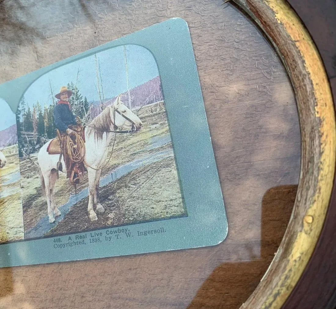 1800s Cowboy on the Prairie Stereoscope Photograph in Antique Oval Frame - 5