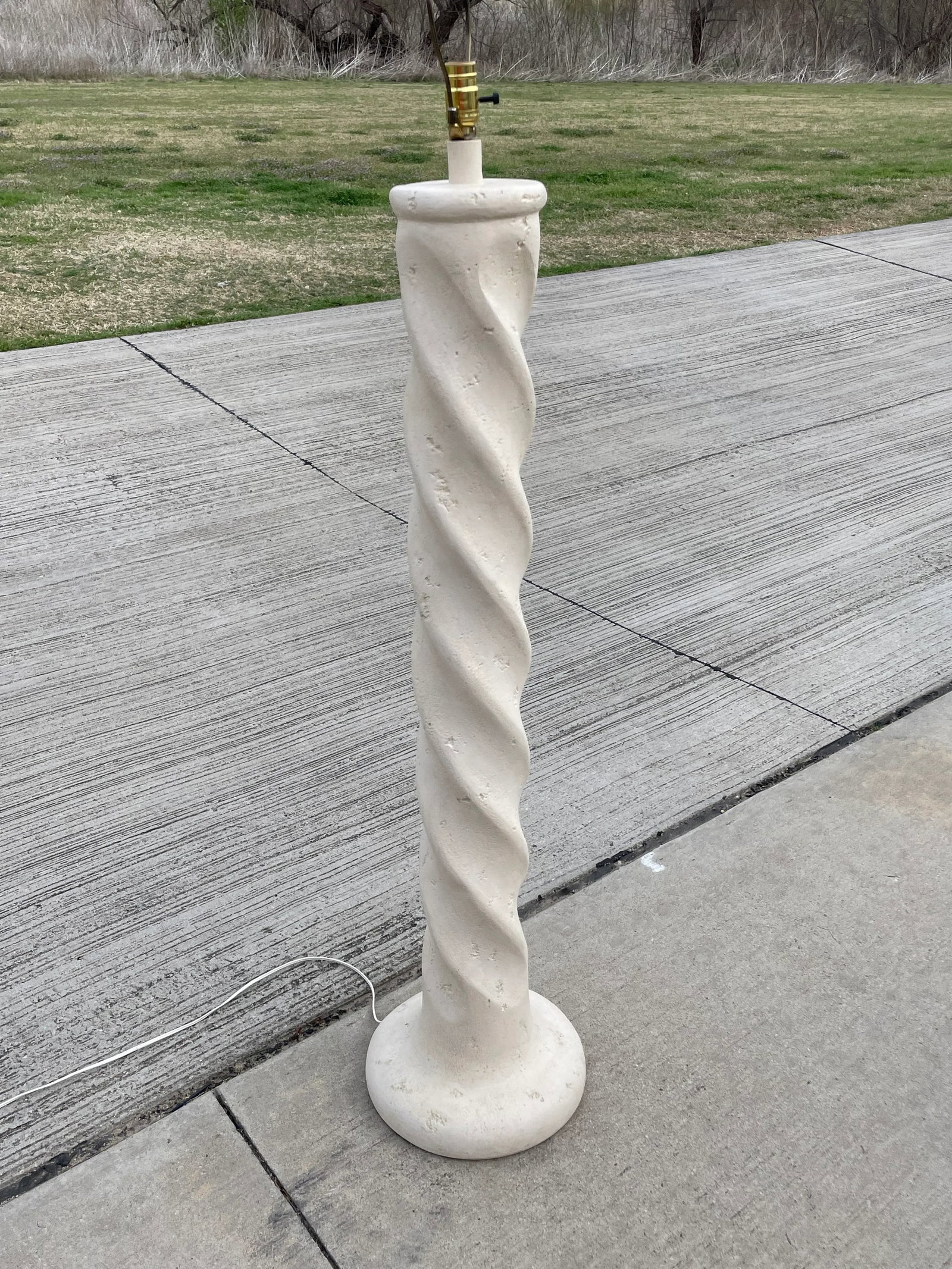 Michael Tayler Style Plaster Spiral Floor Lamp - 5