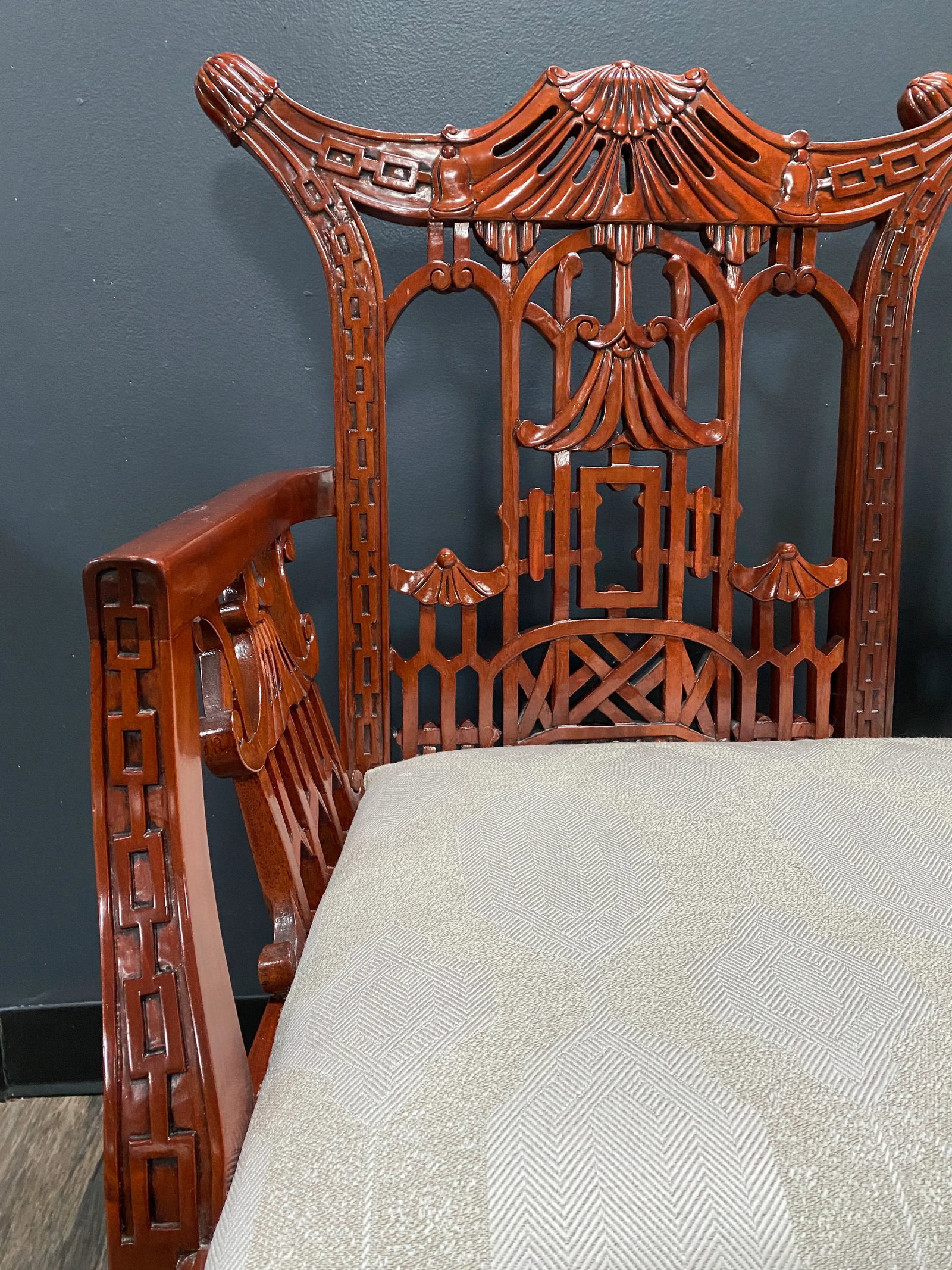 Chinese Chippendale Pagoda Settee - 9