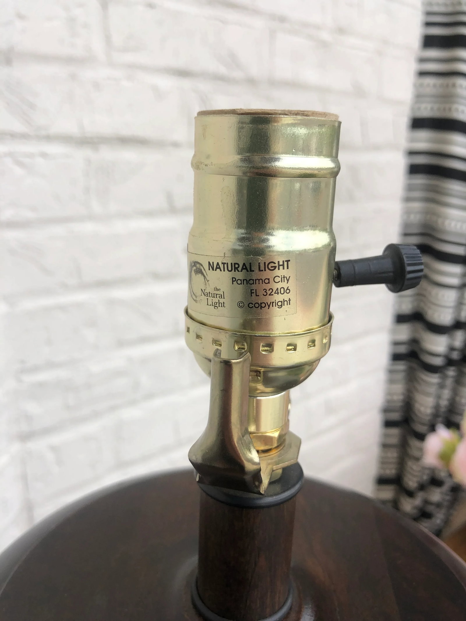The Natural Light Olivaris Brown Tuscan Table Lamp - 7