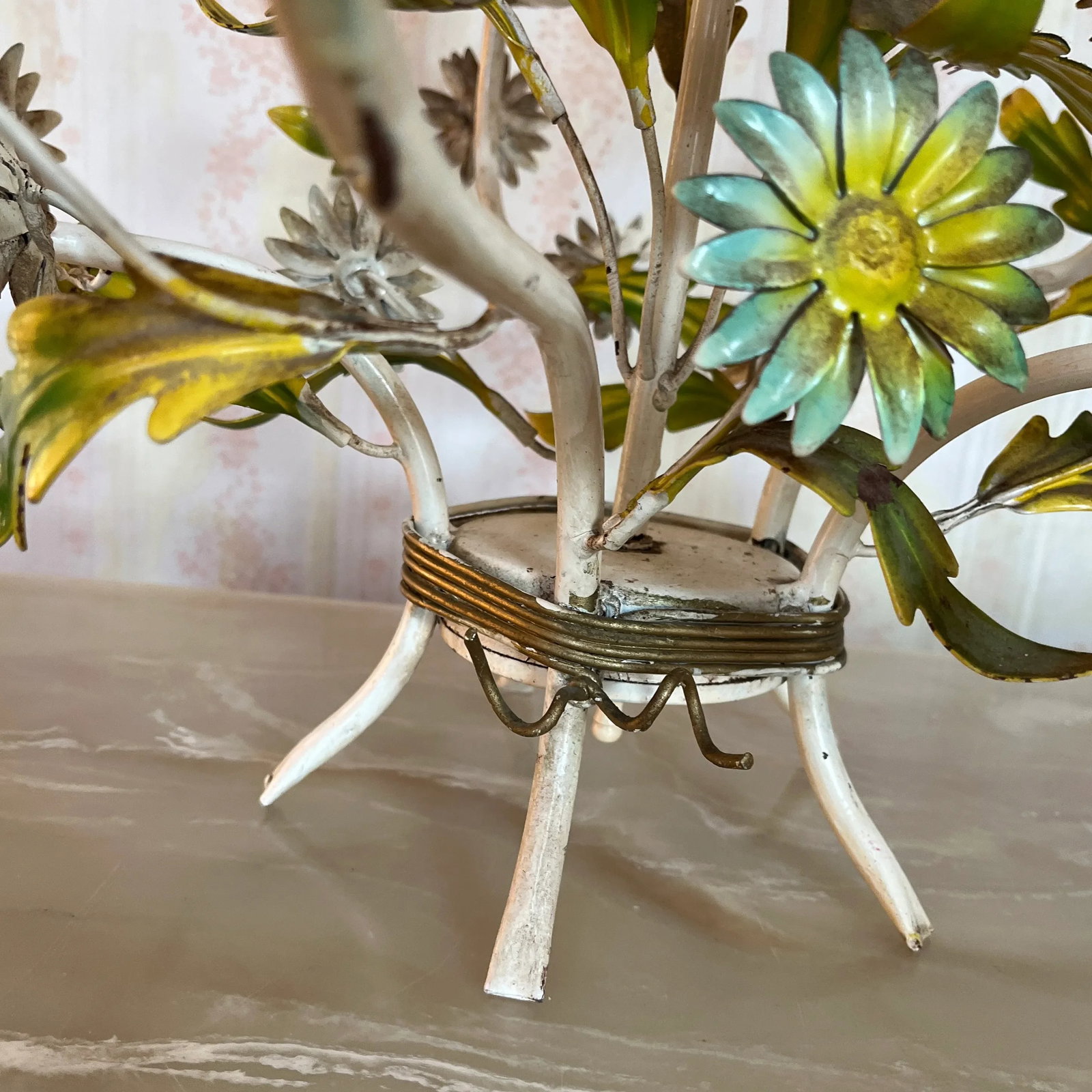 1960's Italian Tole Floral Chandelier 5 Lights Daisies Yellow Orange Green - 6