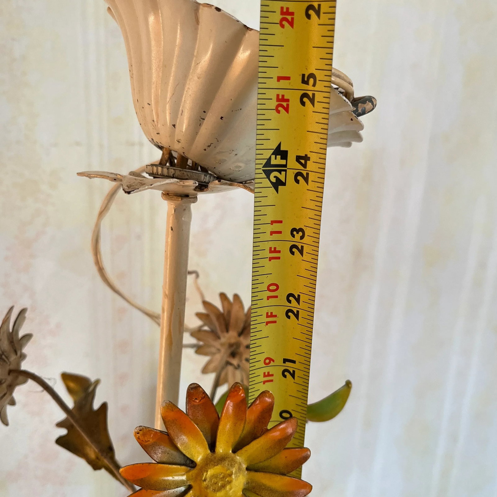 1960's Italian Tole Floral Chandelier 5 Lights Daisies Yellow Orange Green - 7
