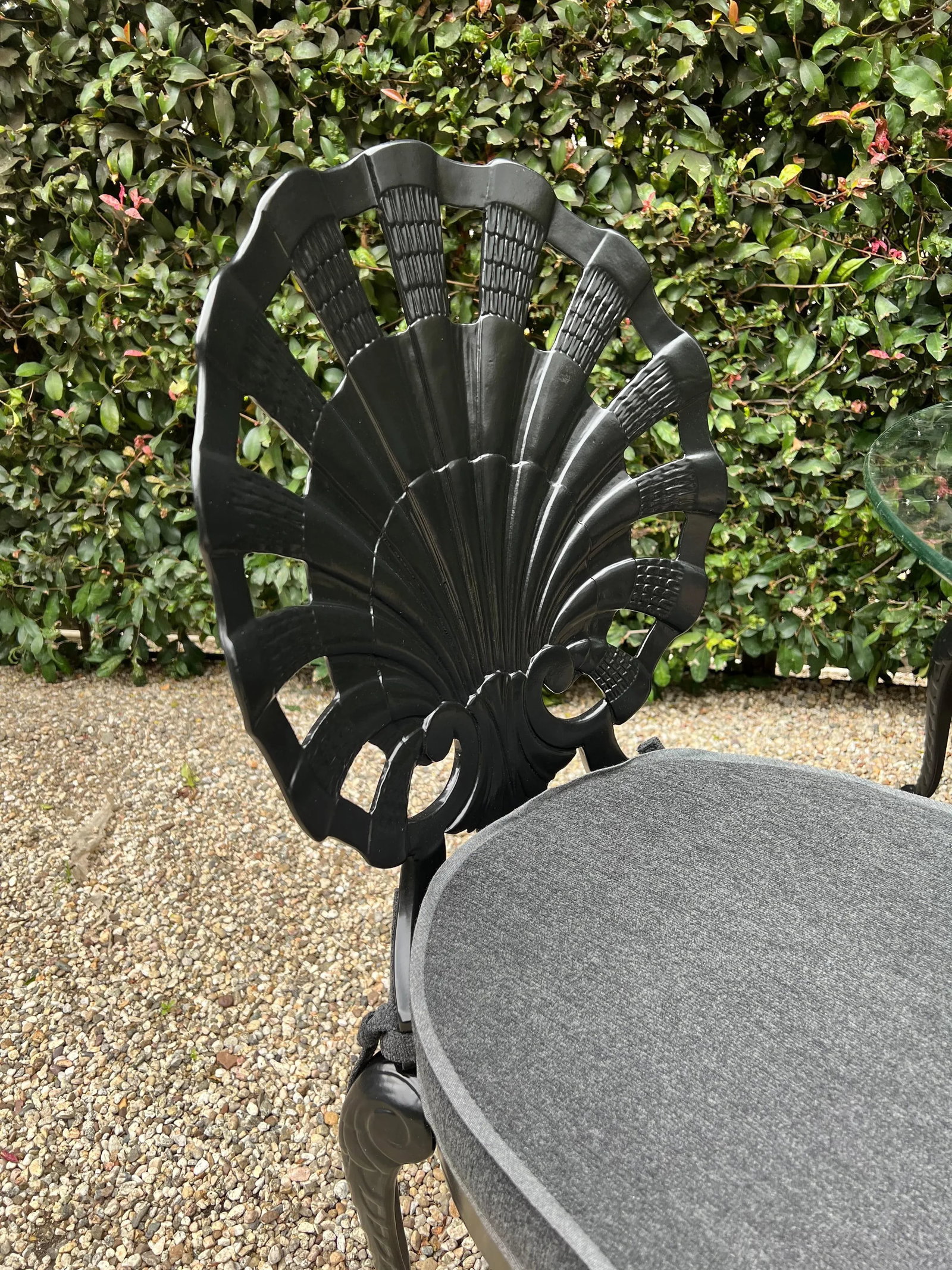 Mid 20th Century Grotto Shell Chairs & Table - Set of 5 - 11