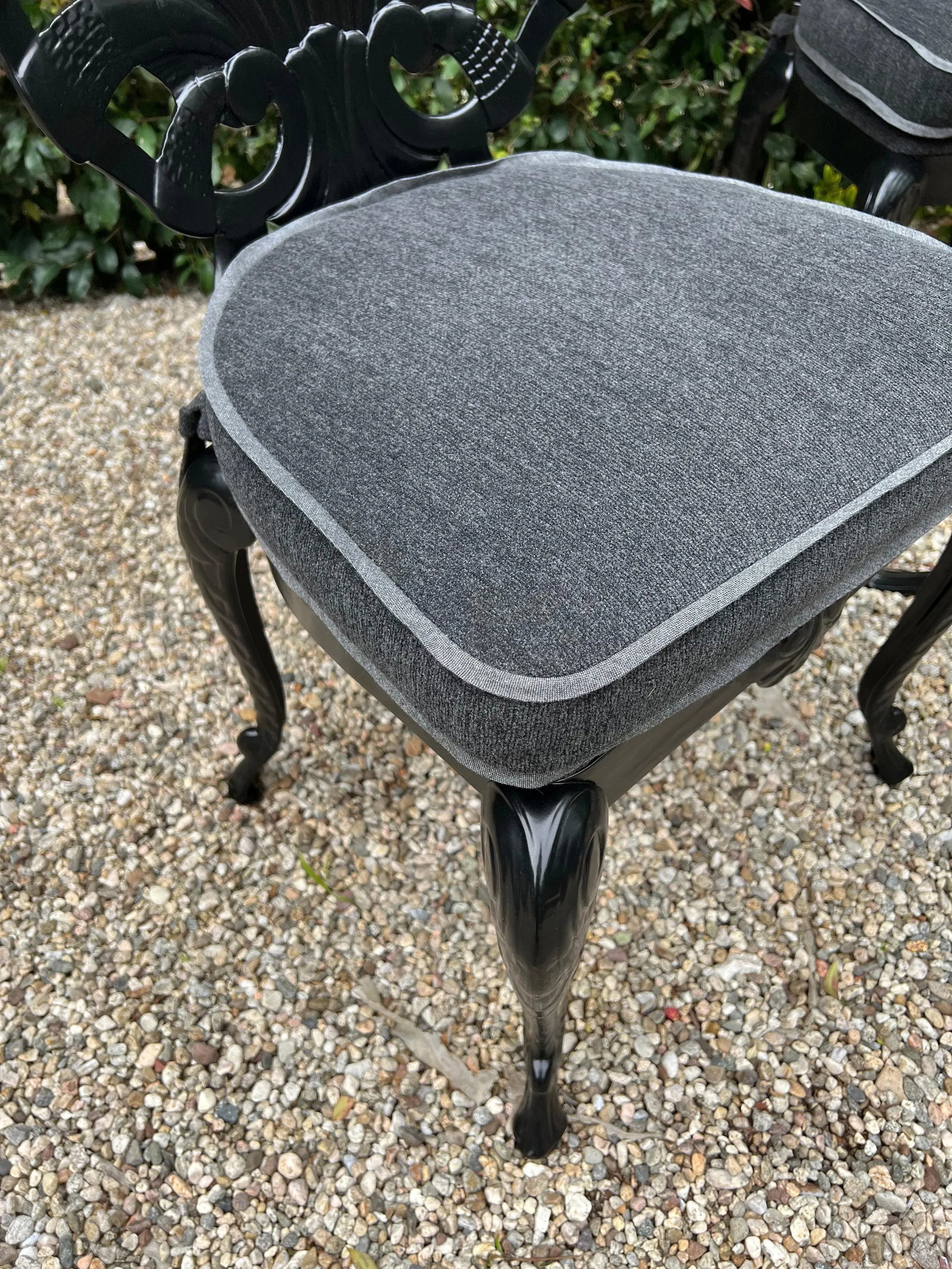 Mid 20th Century Grotto Shell Chairs & Table - Set of 5 - 4