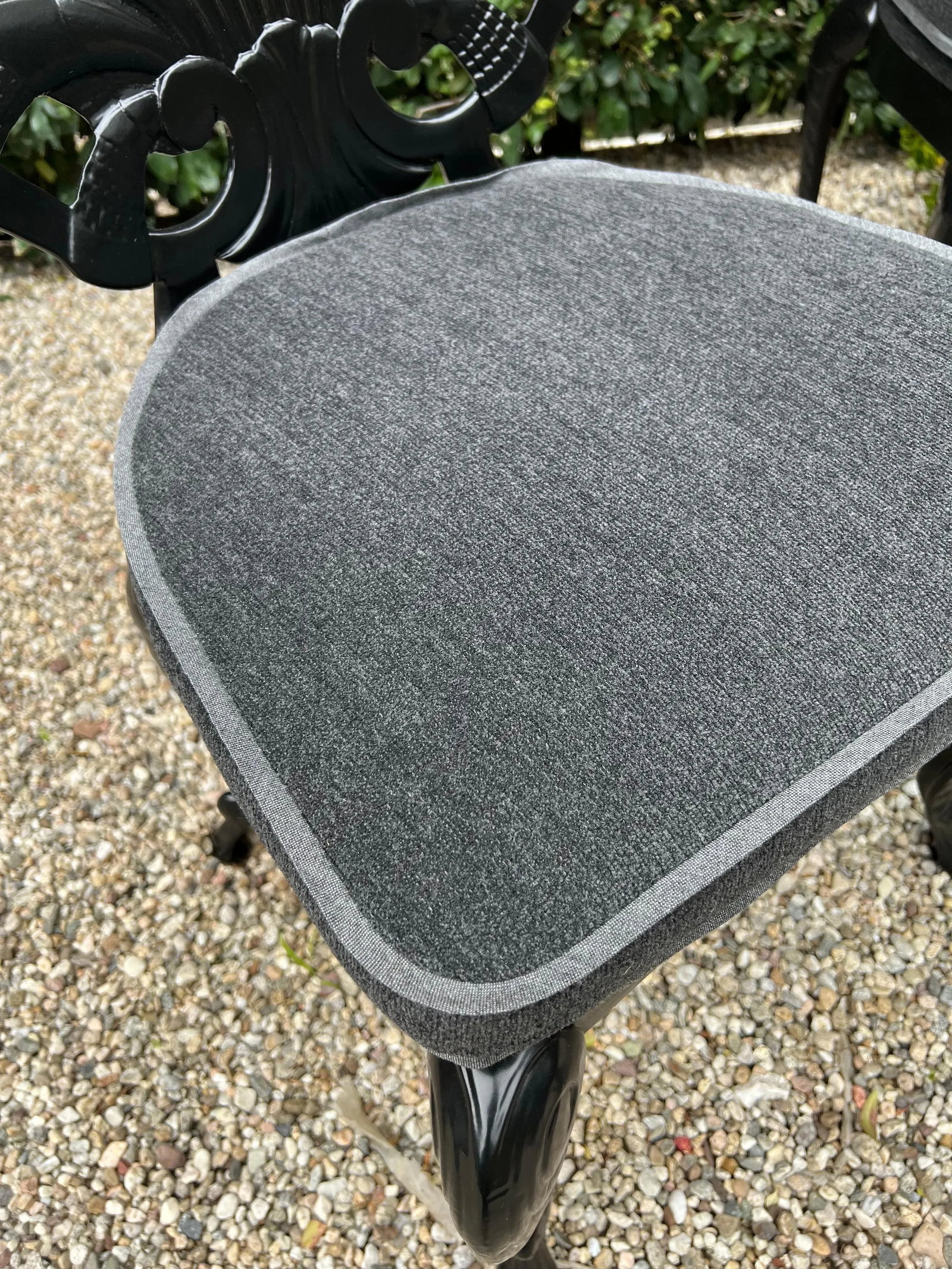 Mid 20th Century Grotto Shell Chairs & Table - Set of 5 - 6