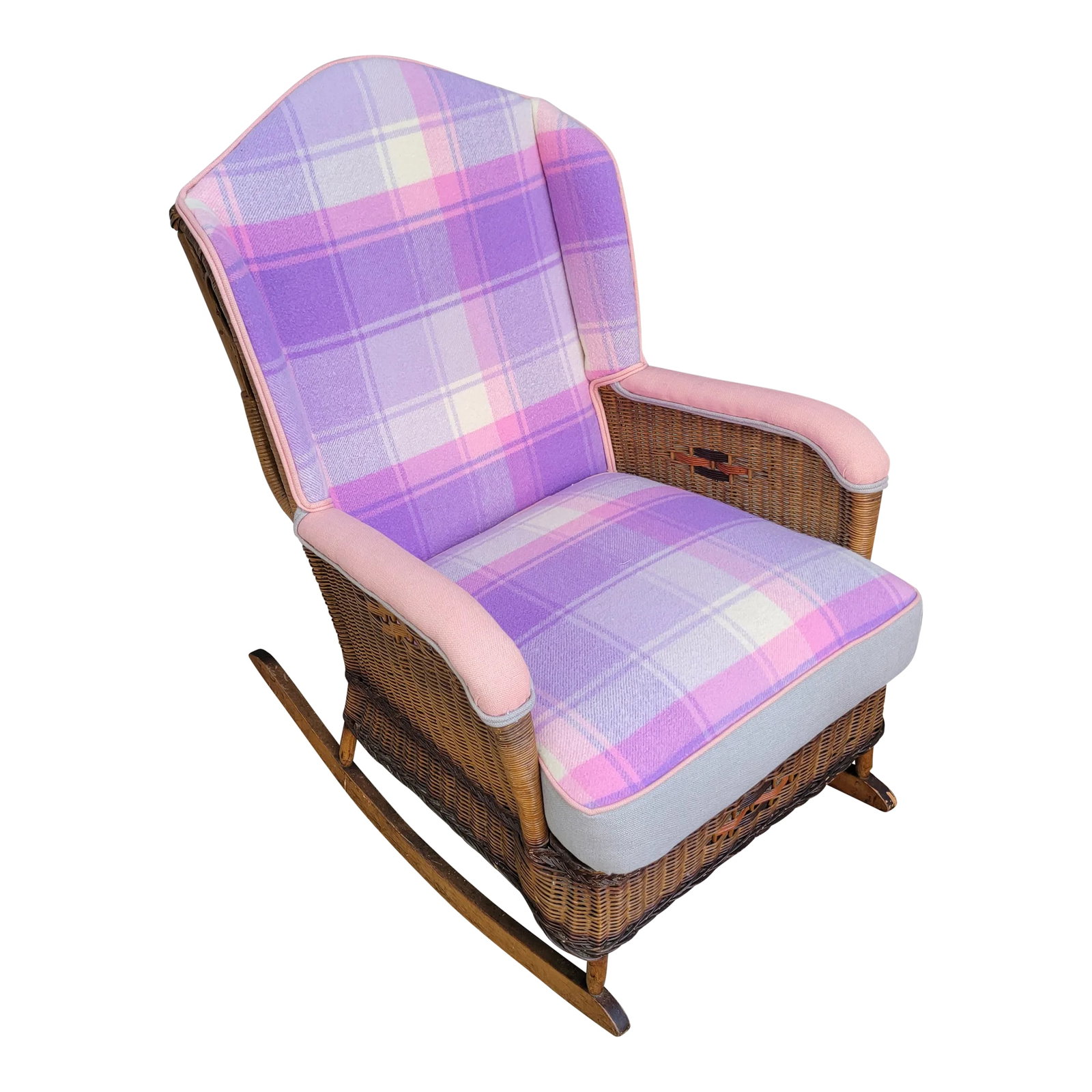 1920s Vintage Wicker and Rattan Rocker Attributed to Heywood Brothers and Wakefield: I love color, particularly the color of a rising sun. I have included a recent dawn photo to show how impressions from nature can aid color schemes. The rocking chair is unmarked wicker and rattan