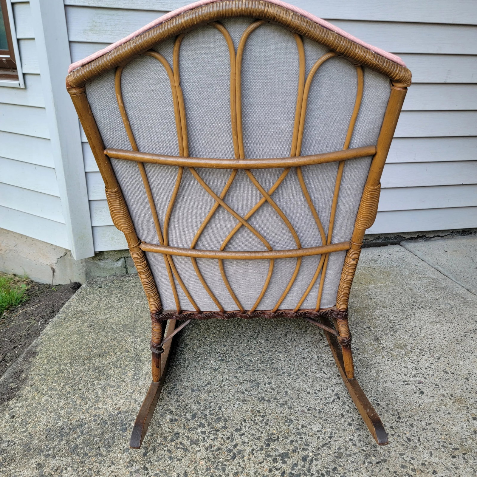 1920s Vintage Wicker and Rattan Rocker Attributed to Heywood Brothers and Wakefield - 7