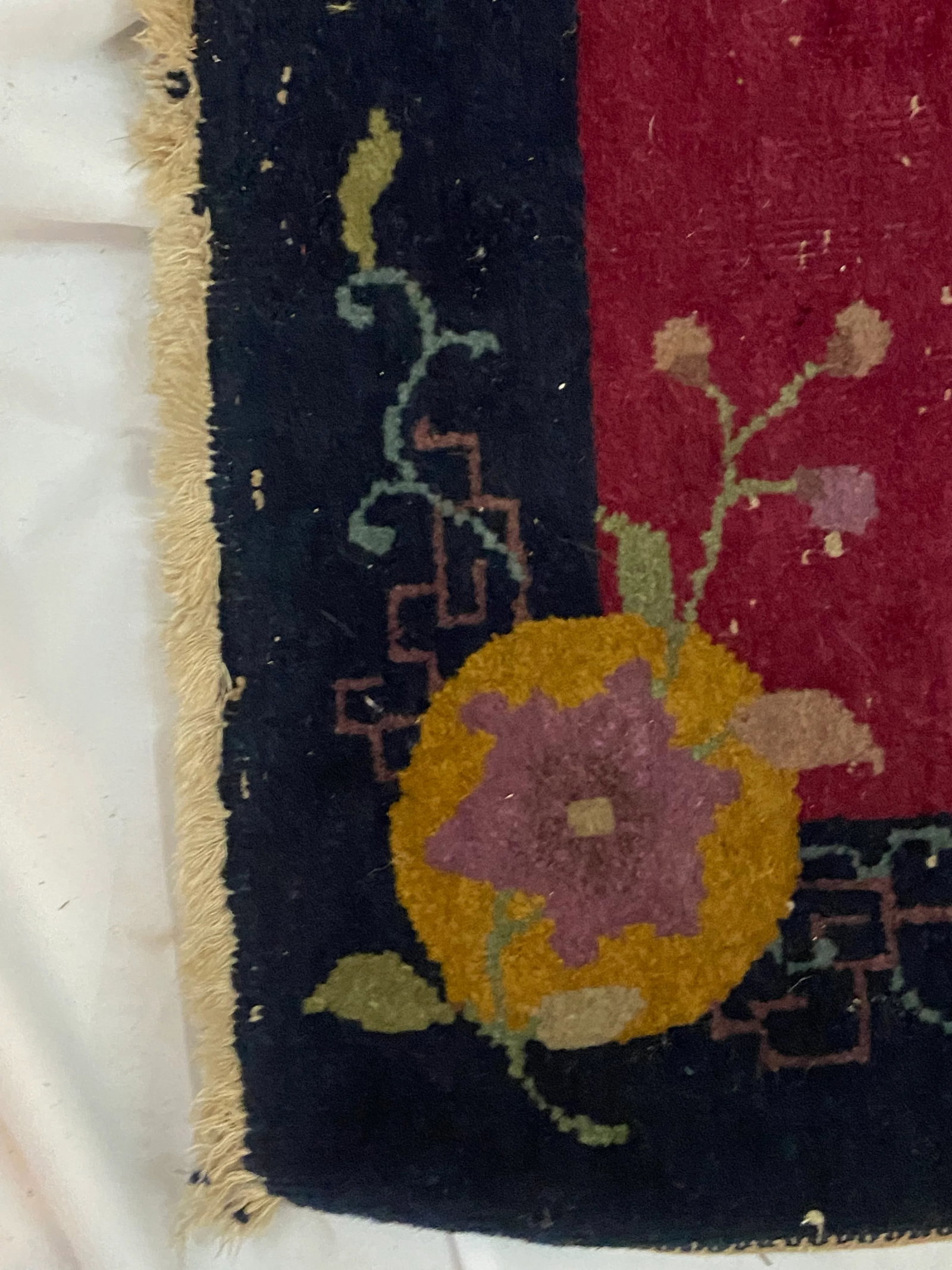 Antique Chinese Rug With Butterflies, Vases and Flowers - 2