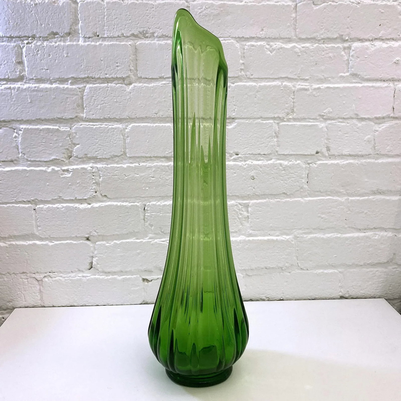 Vintage 1960s Viking Green Floor Vase, Ribbed Blown Glass Vase - 2